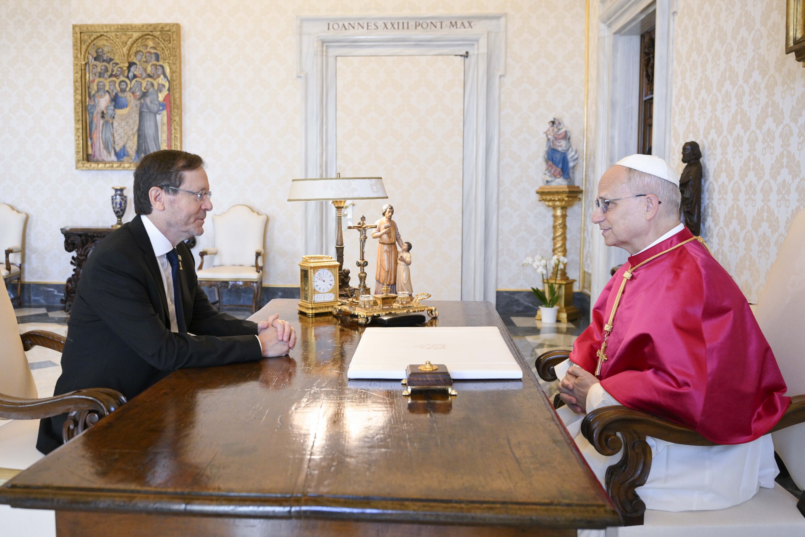 Telephone call between Pope Leo XIV and Herzog: ‘Strong condemnation of anti-Semitism’ 1 telephone call between pope leo xiv and herzog strong condemnation of anti semitism scaled