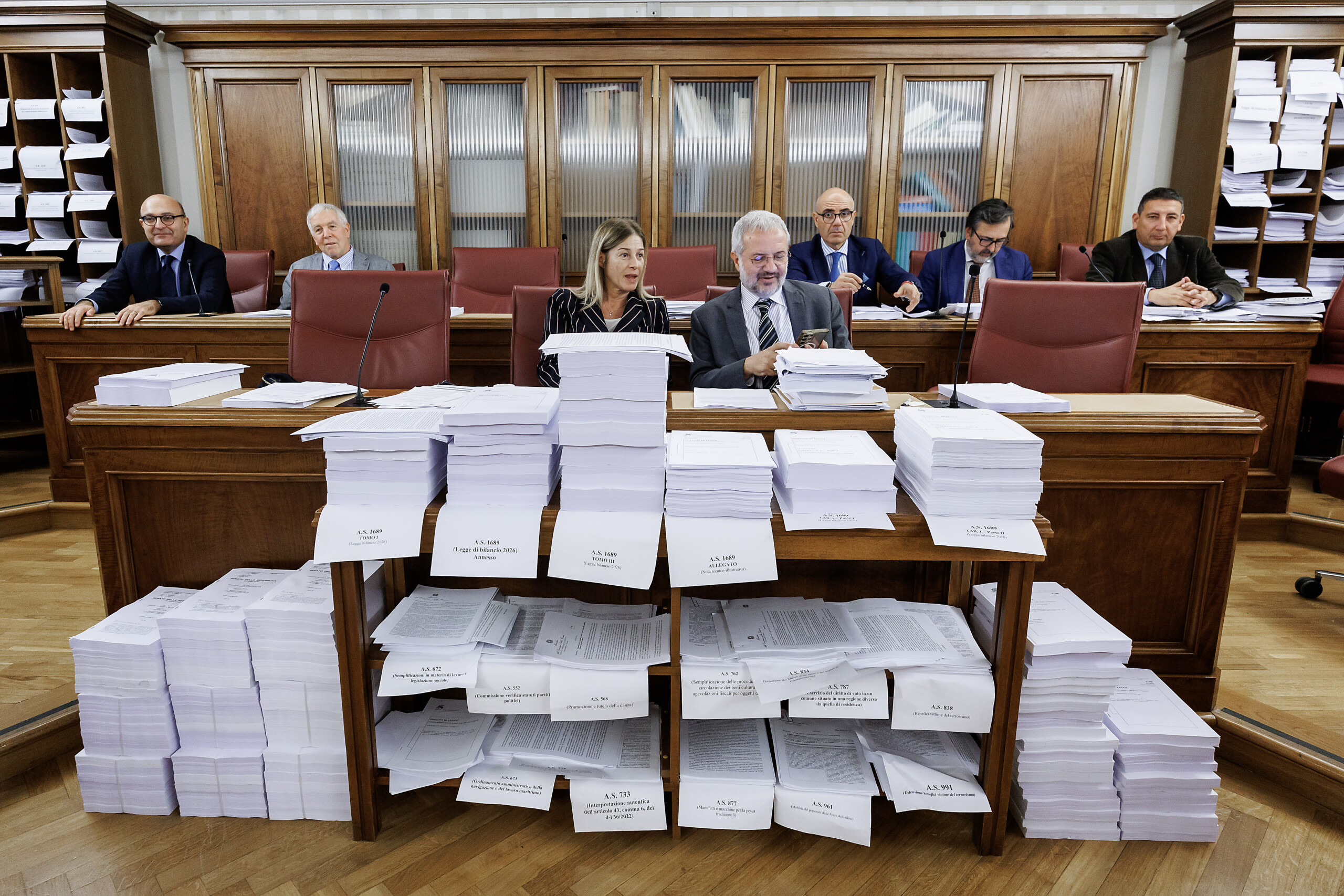 budget new government maxi amendment sezs tax credits and housing changes to severance pay regulations scaled