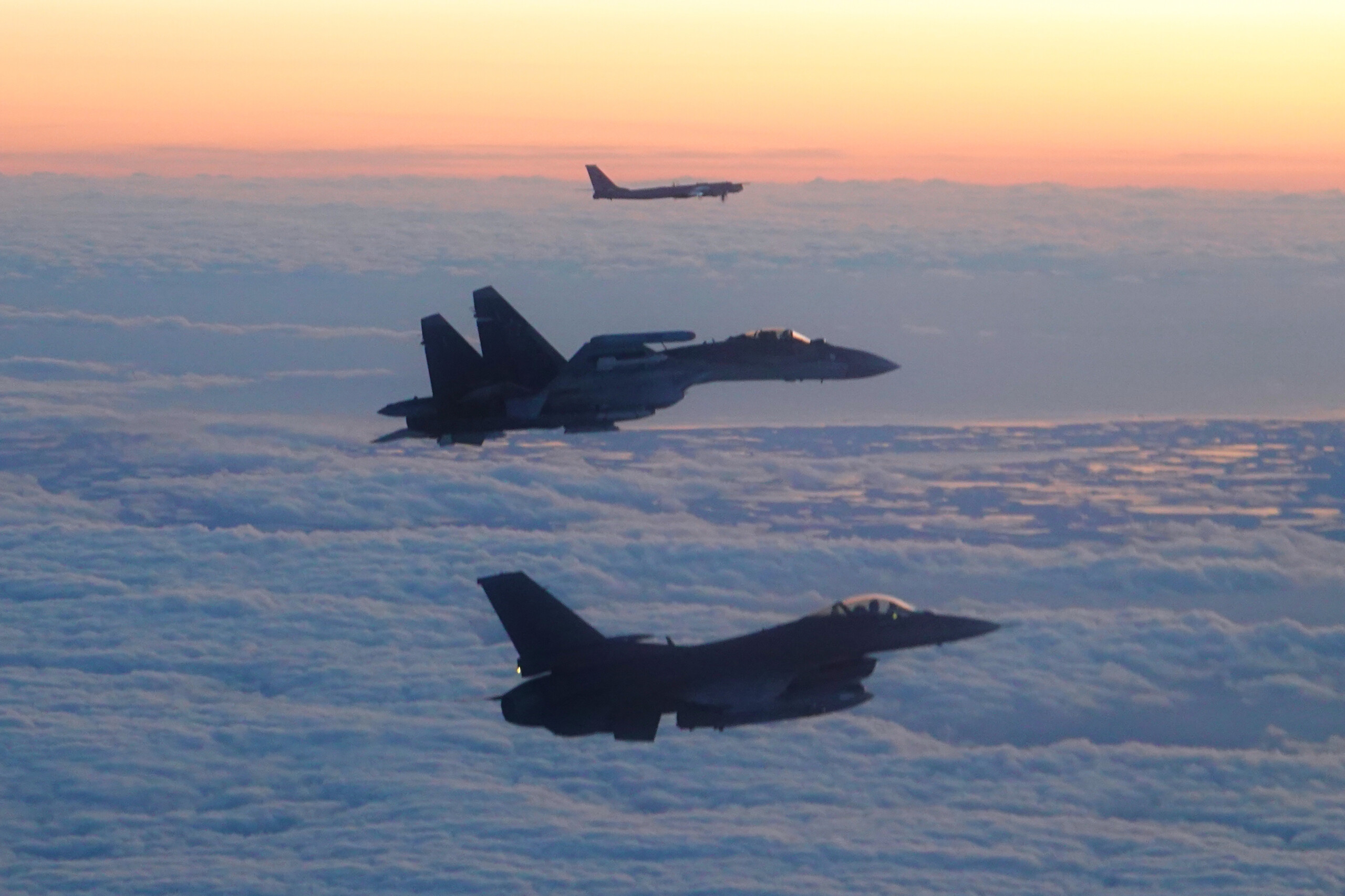 russia bombers over the barents sea and norway foreign aircraft follow them scaled