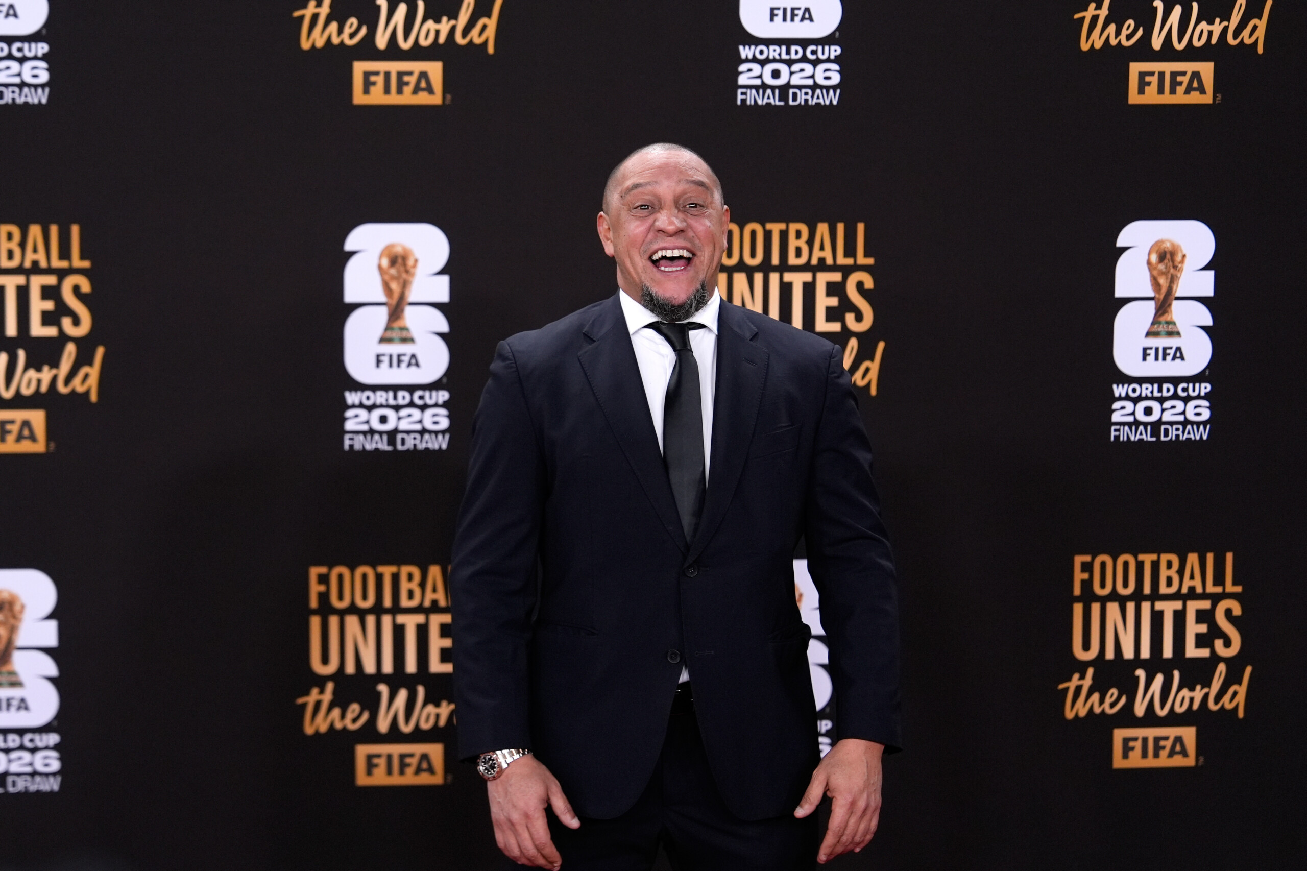 football roberto carlos undergoes emergency heart surgery scaled