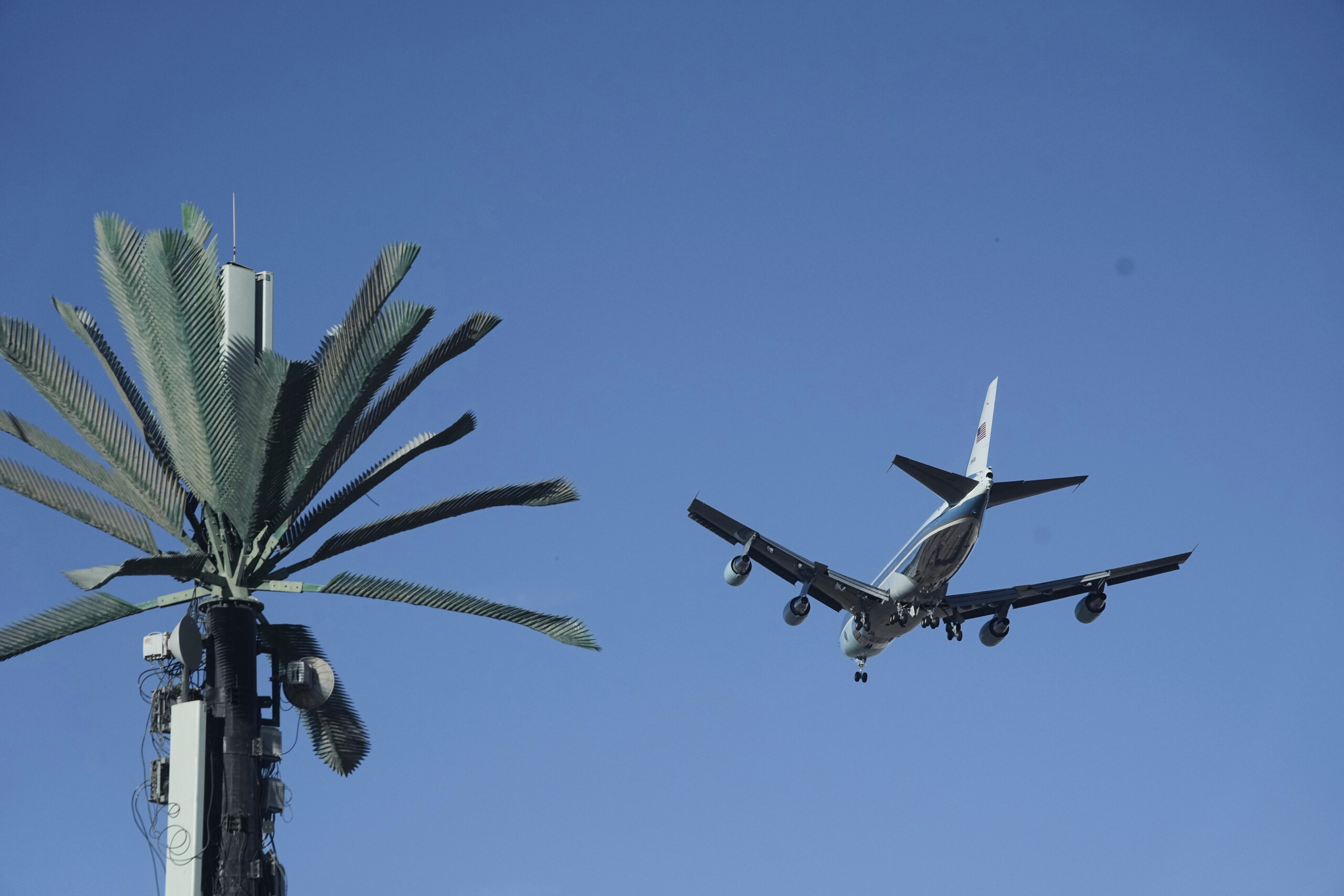 Egypt, 600 Italian tourists stranded in Sharm El-Sheik: first returns tonight 1 egypt 600 italian tourists stranded in sharm el sheik first returns tonight scaled