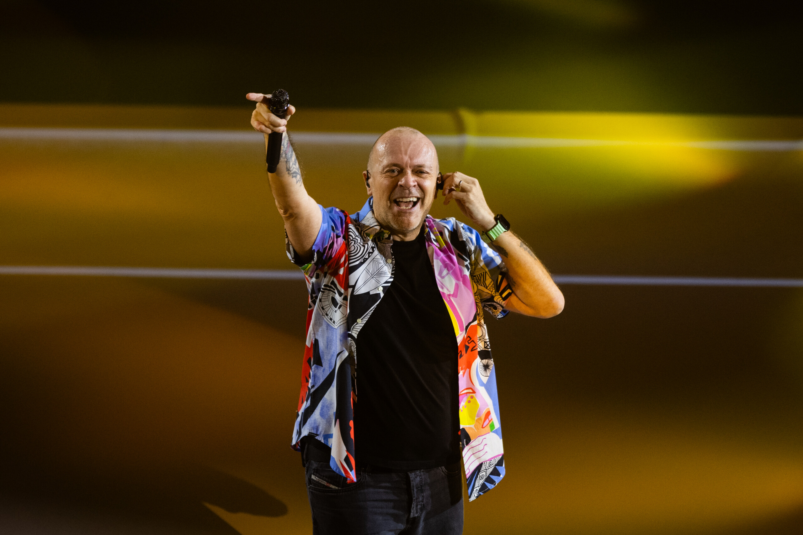 sanremo max pezzali to be guest performer on stage every evening on the festival ship scaled