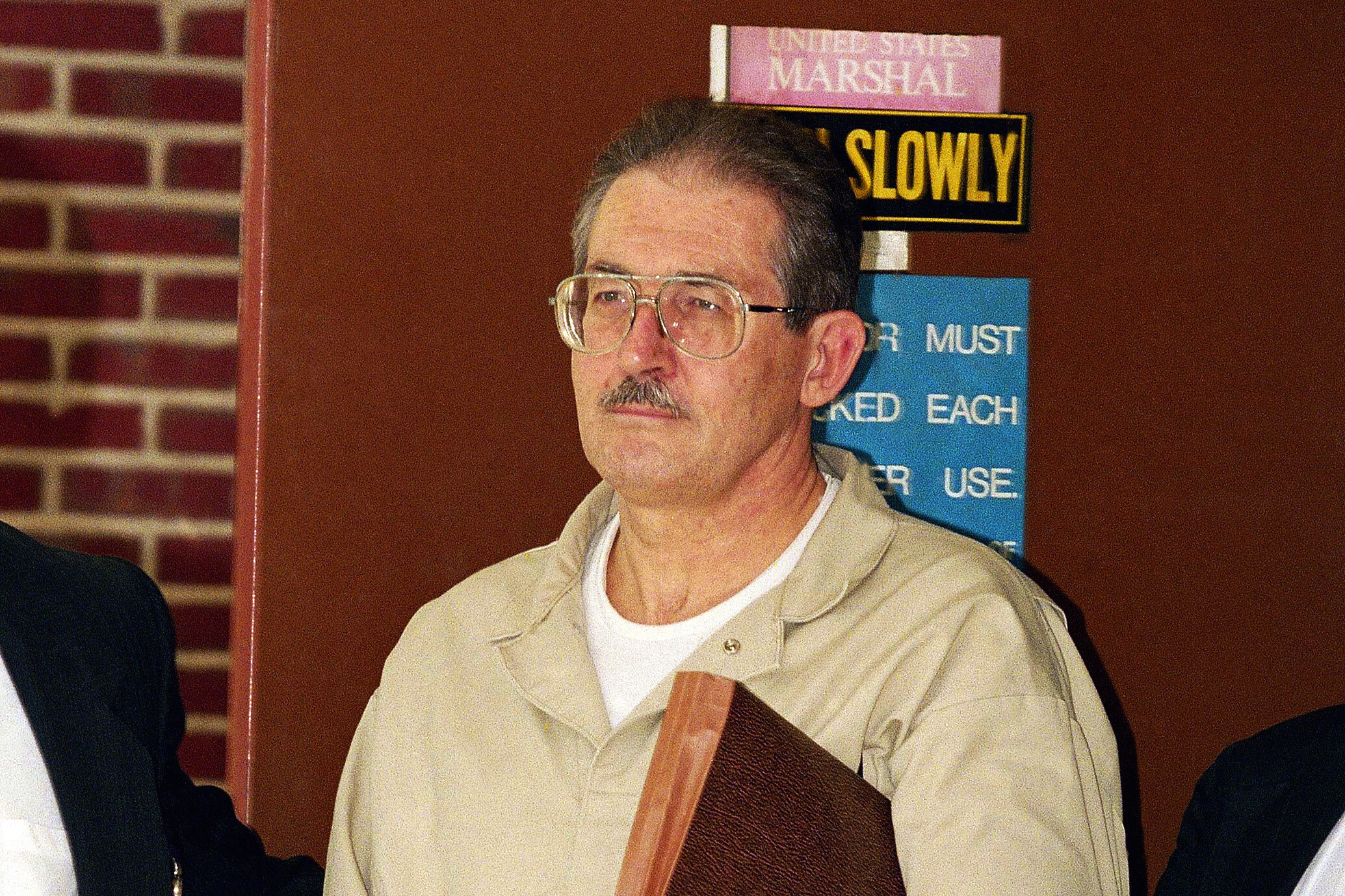 usa aldrich ames who betrayed the cia by selling secrets to the ussr dies in prison