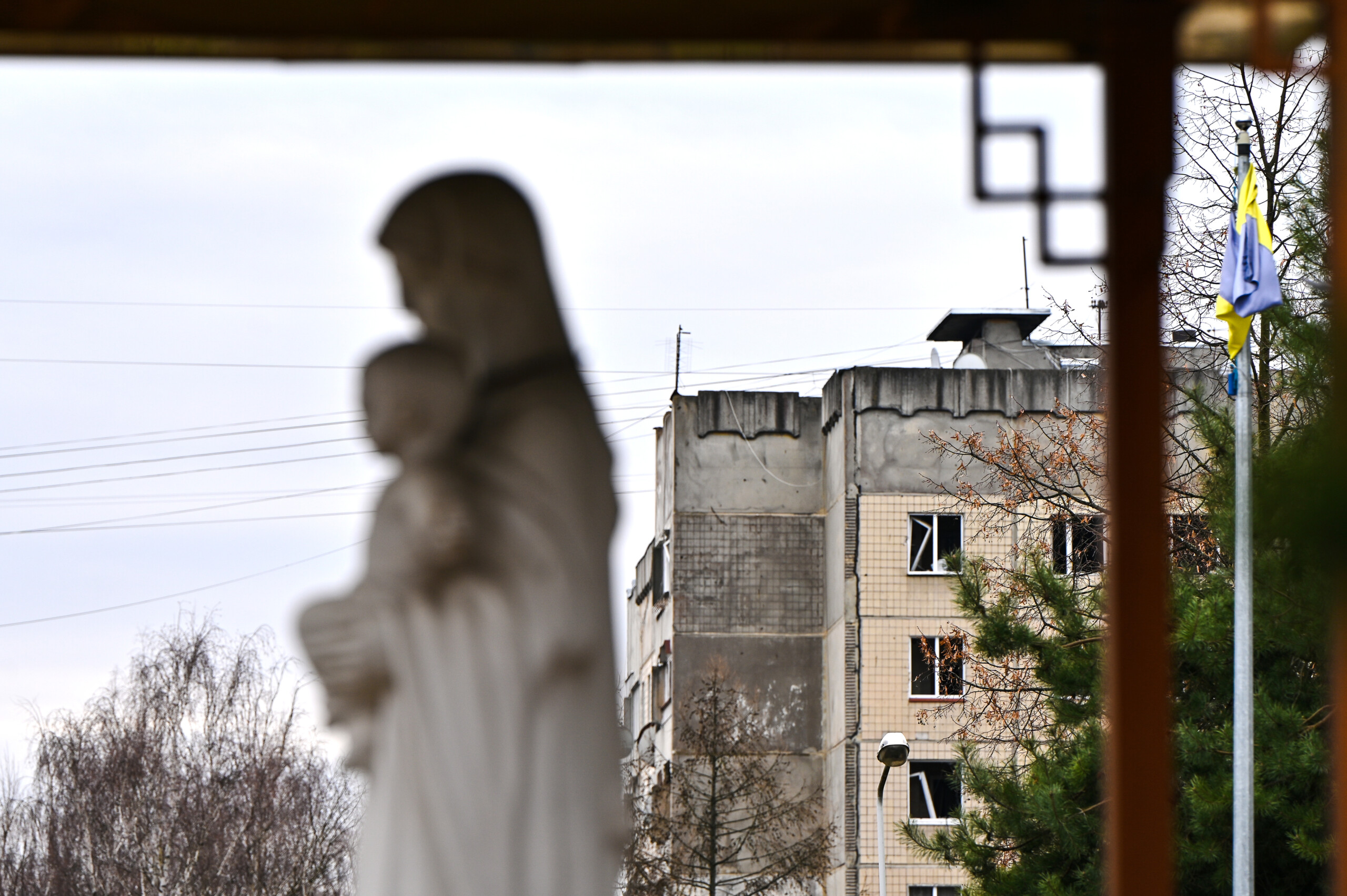 ukraine ballistic missile and explosions overnight in lviv scaled