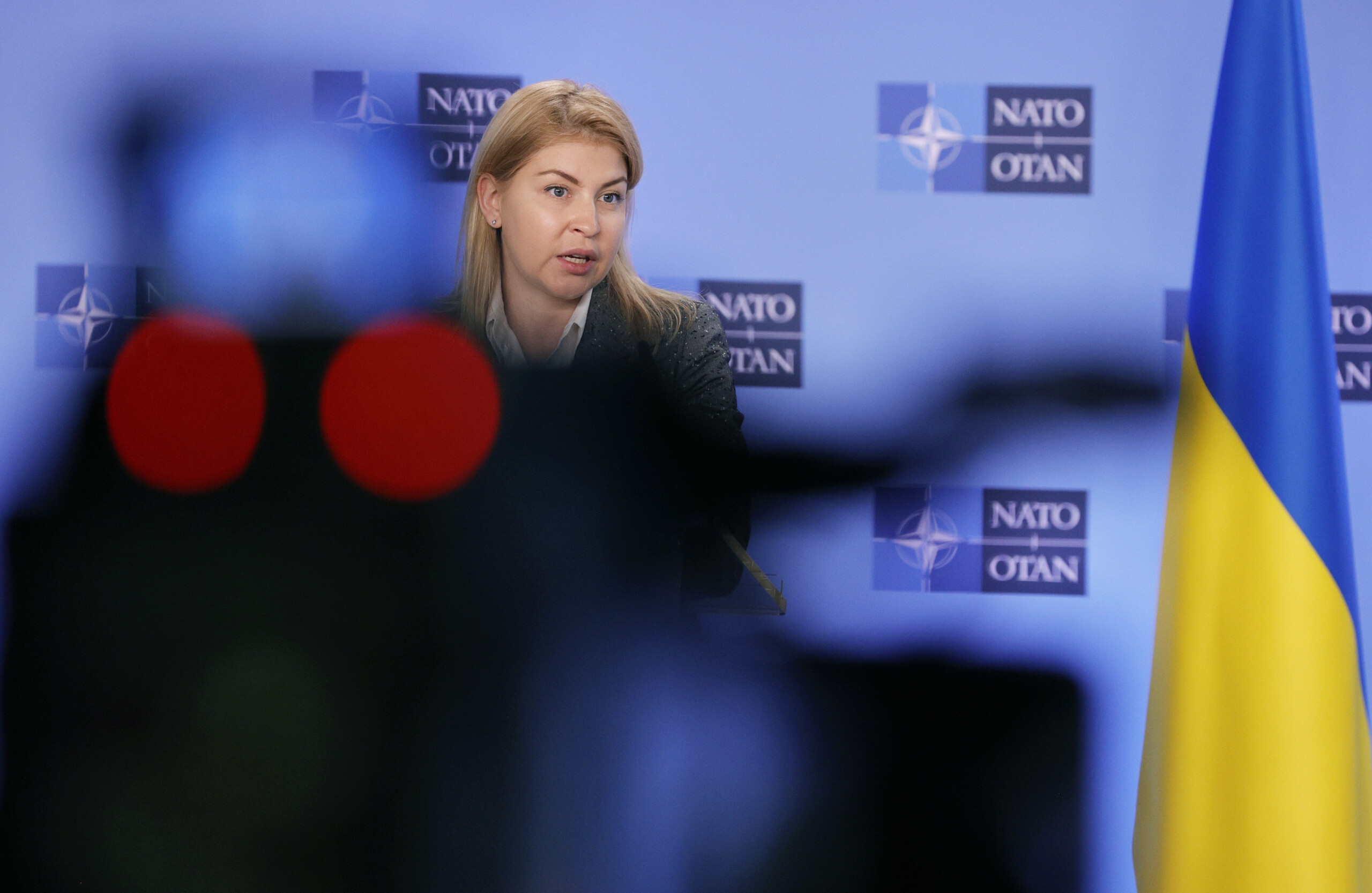 ukraine kiev ambassador to the us new round of negotiations tomorrow in miami scaled