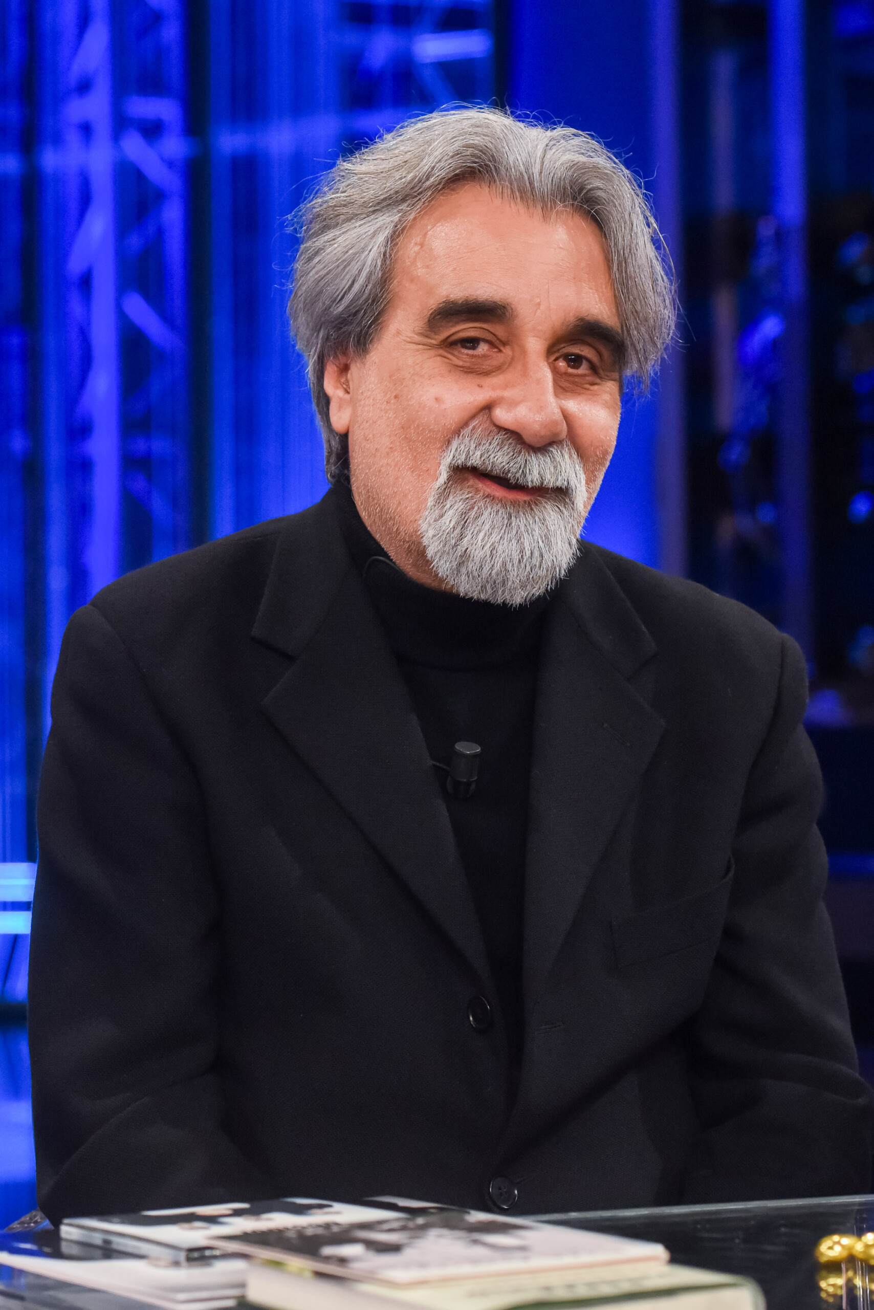 vessicchio tomorrow the cardito theater will be named after the maestro scaled