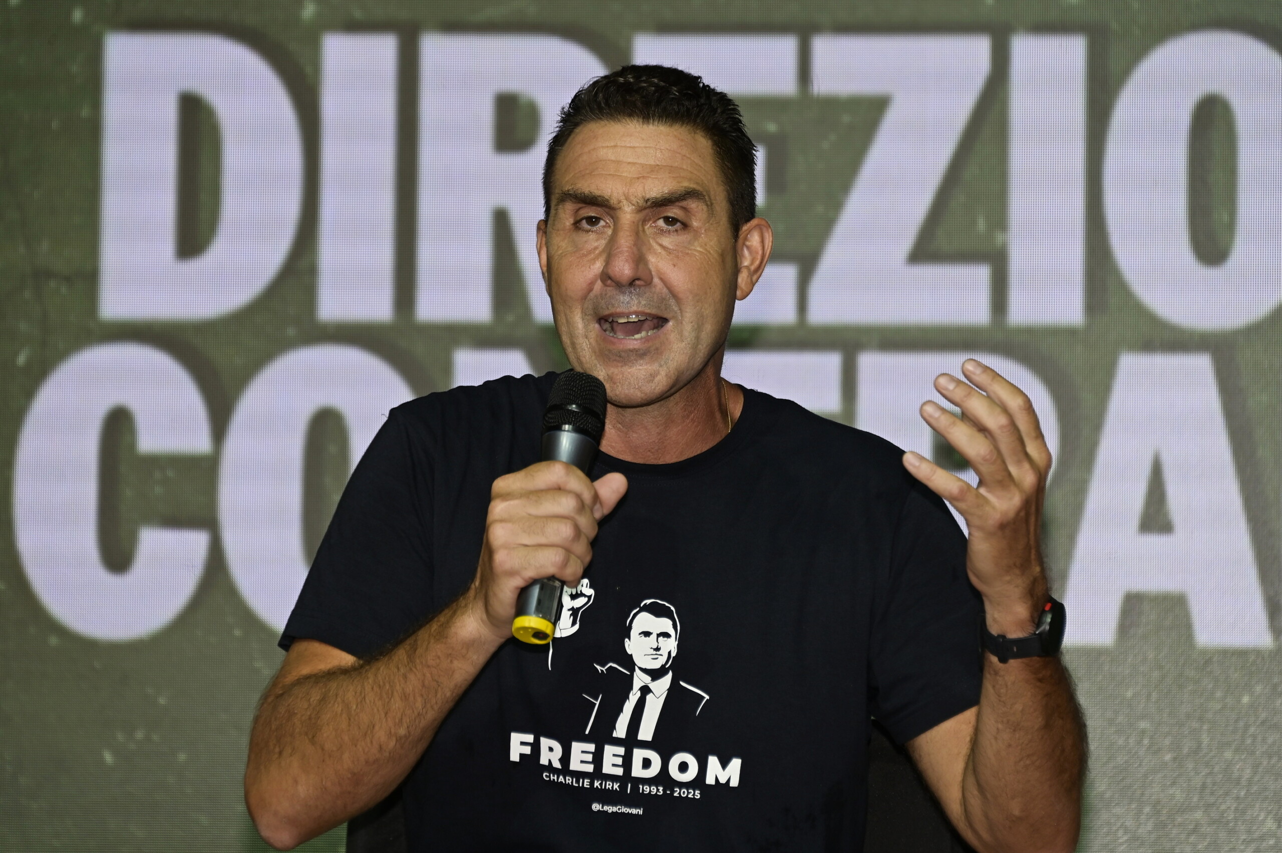 lega vannacci on report i am not in arrears donations to the party are voluntary scaled