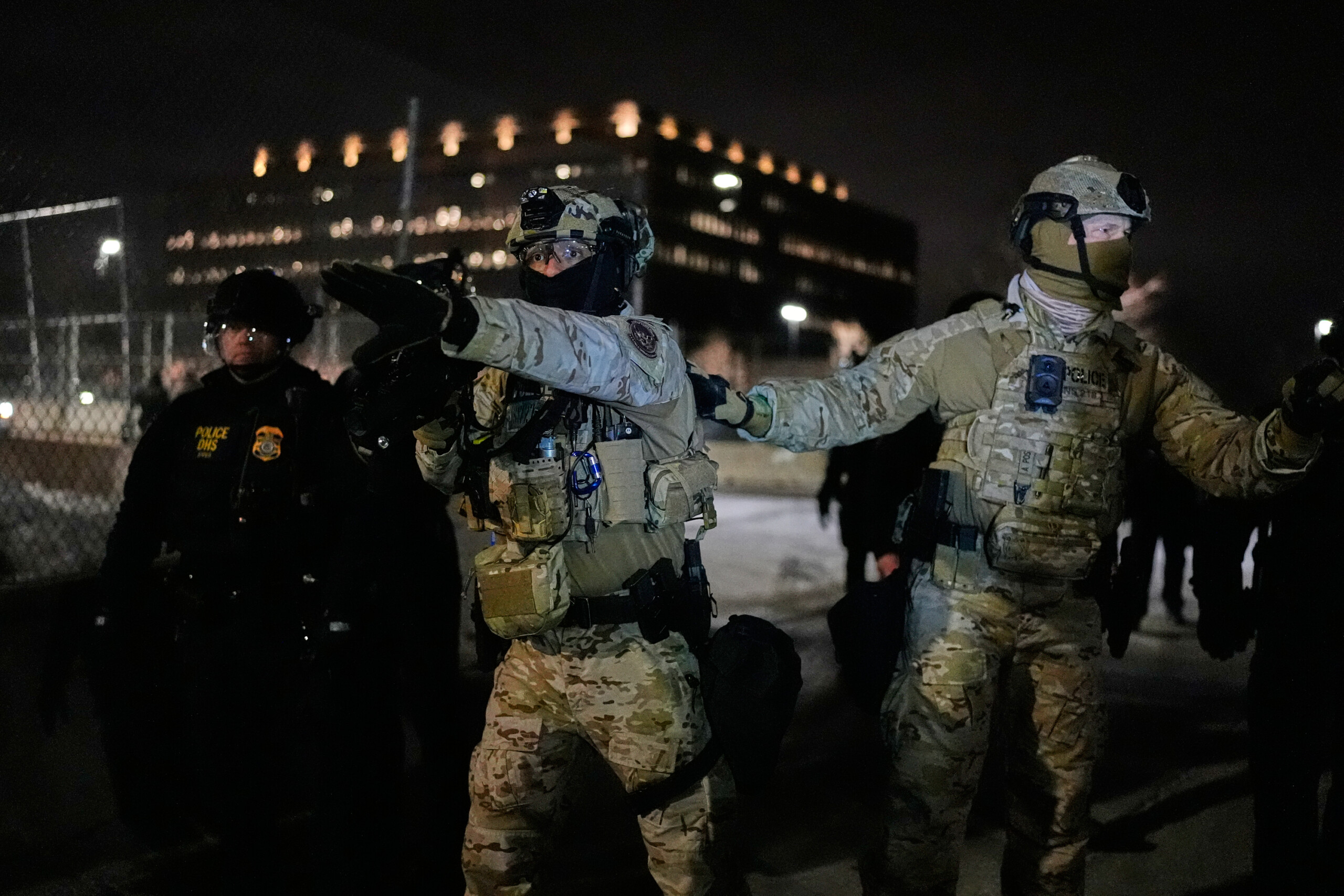 washington post pentagon ready to deploy 1500 soldiers to minnesota scaled