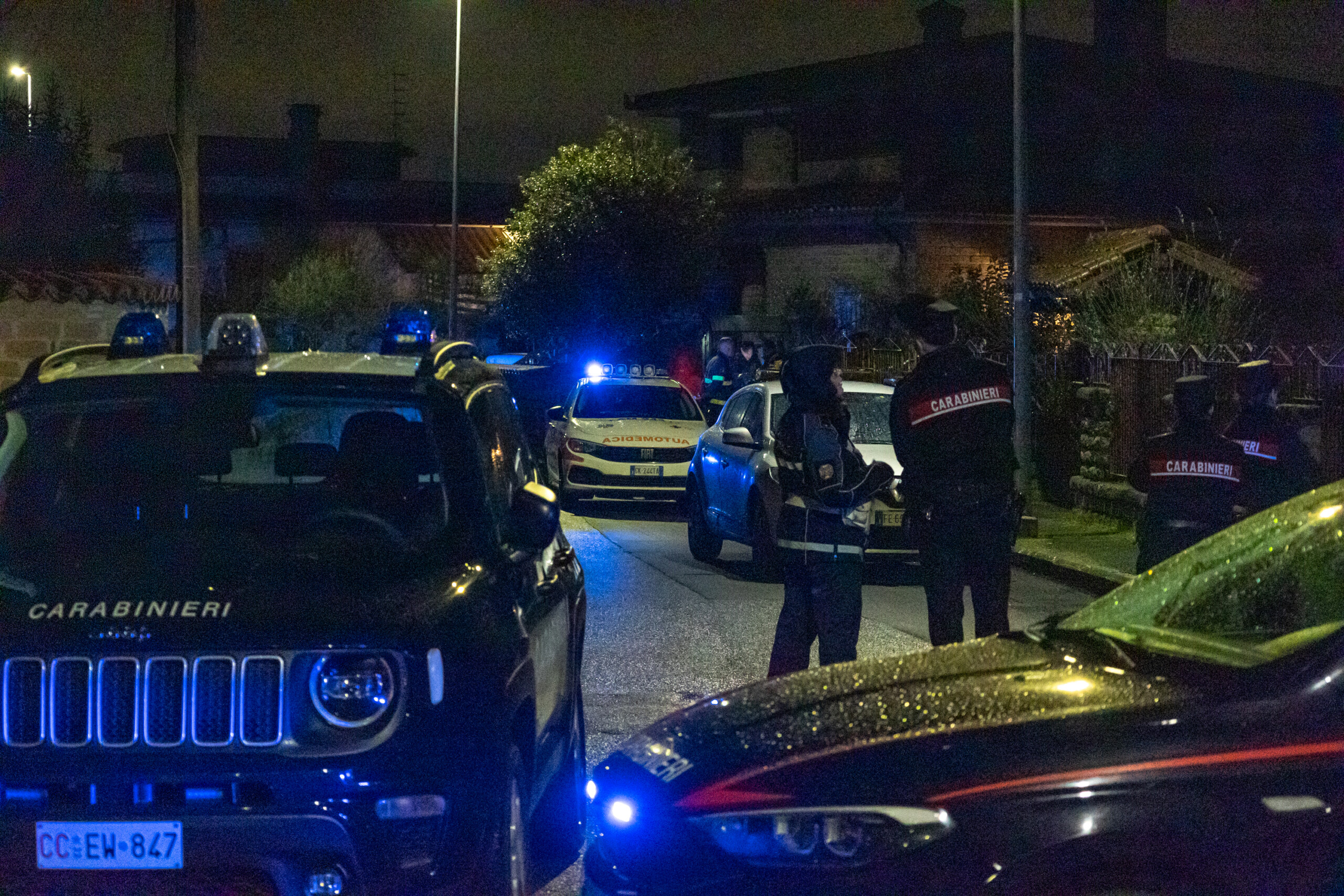 anguillara carlomagno threatens suicide but i dont have the courage scaled