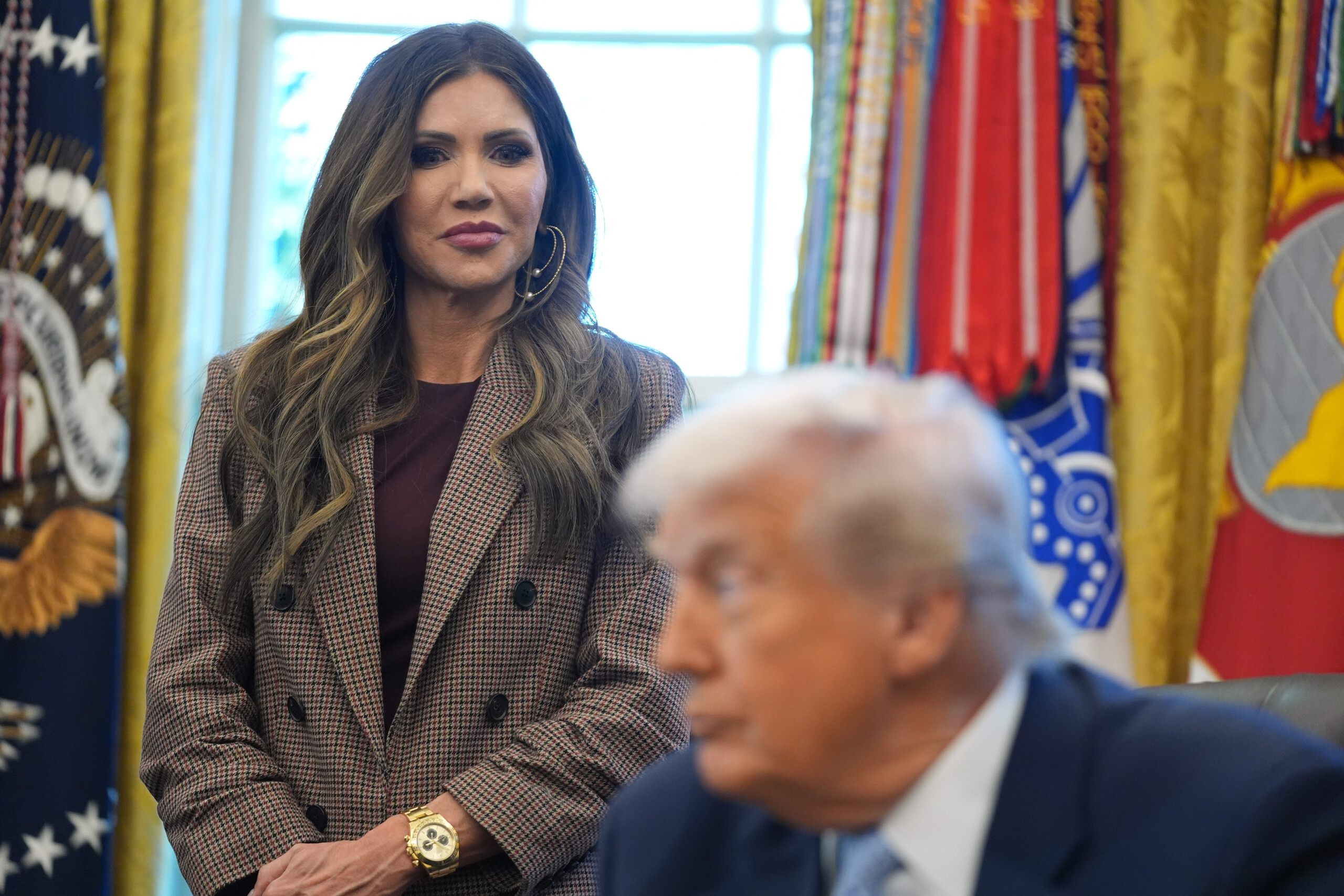 usa media two hour trump noem meeting amid controversy over minneapolis shooting scaled