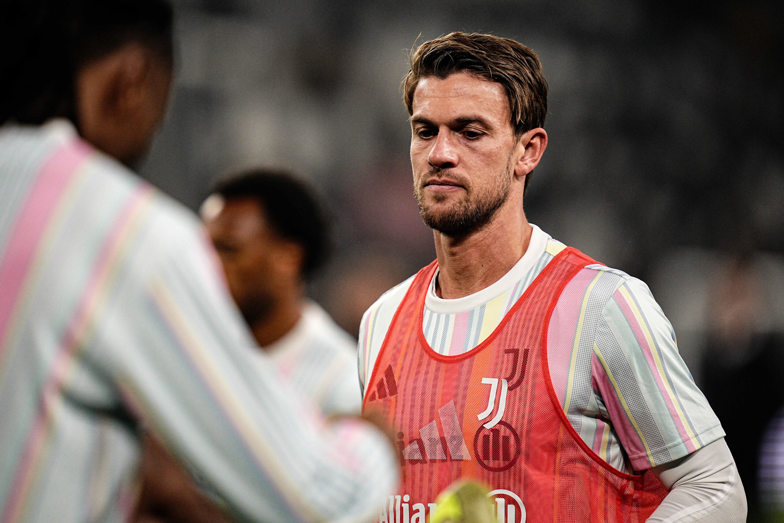 fiorentina officially signs rugani on loan from juventus scaled