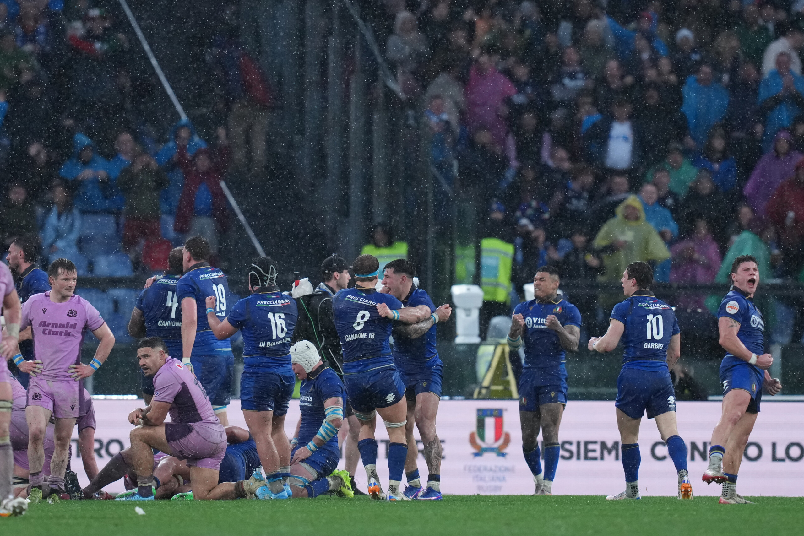 six nations italy beats scotland 18 15 scaled