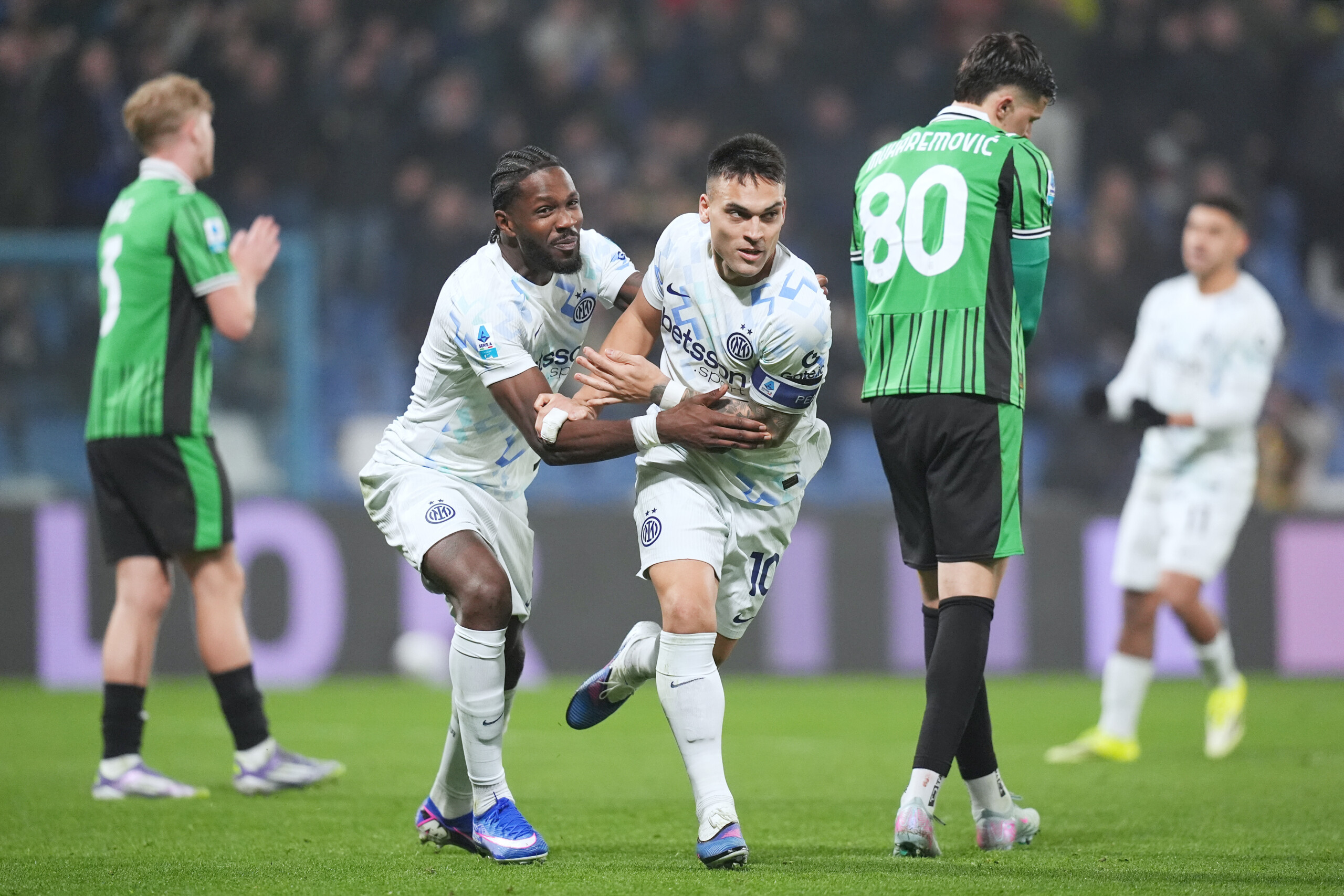 serie a inter rout sassuolo 5 0 and 8 over milan scaled