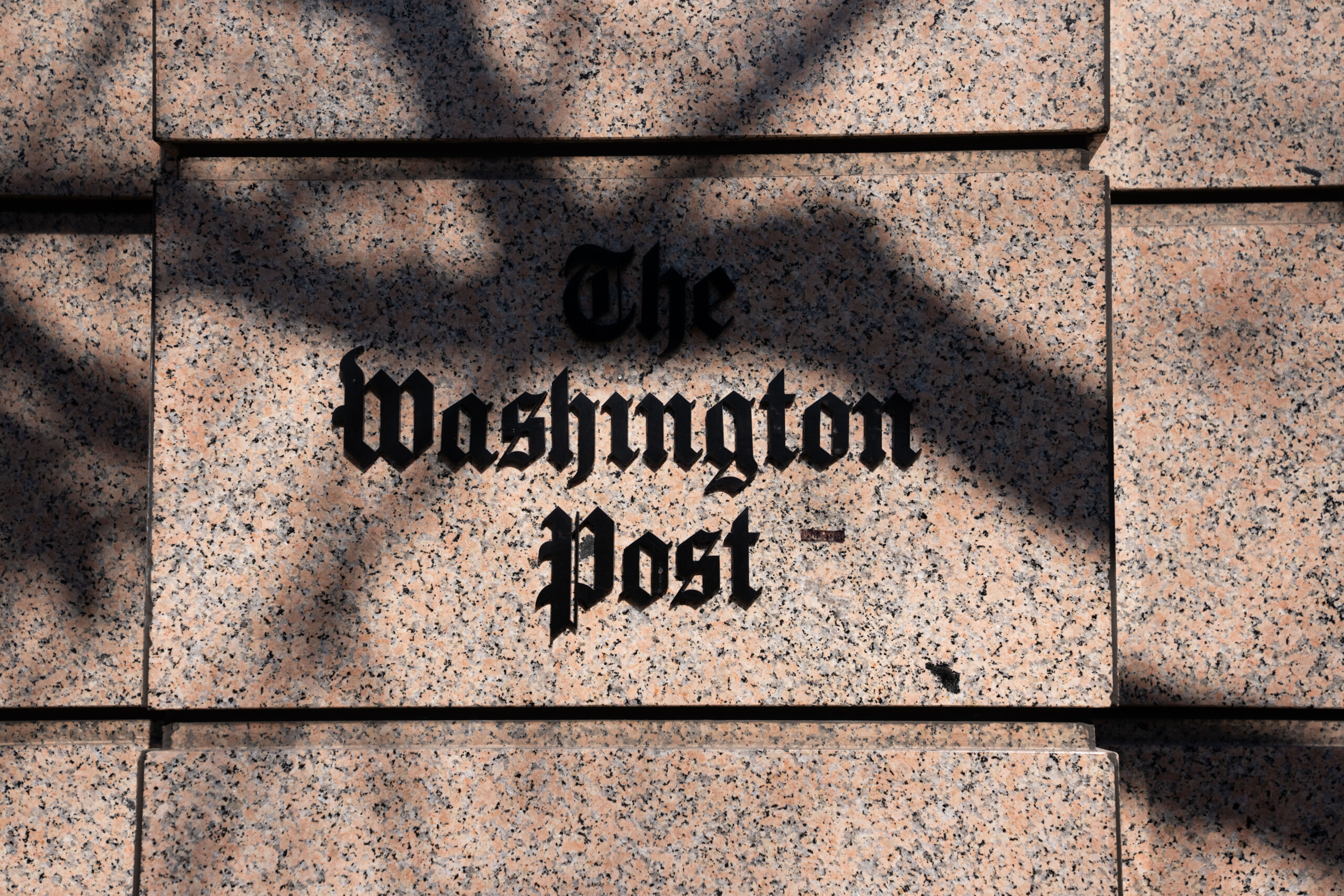 washington post ceo resigns after layoffs scaled