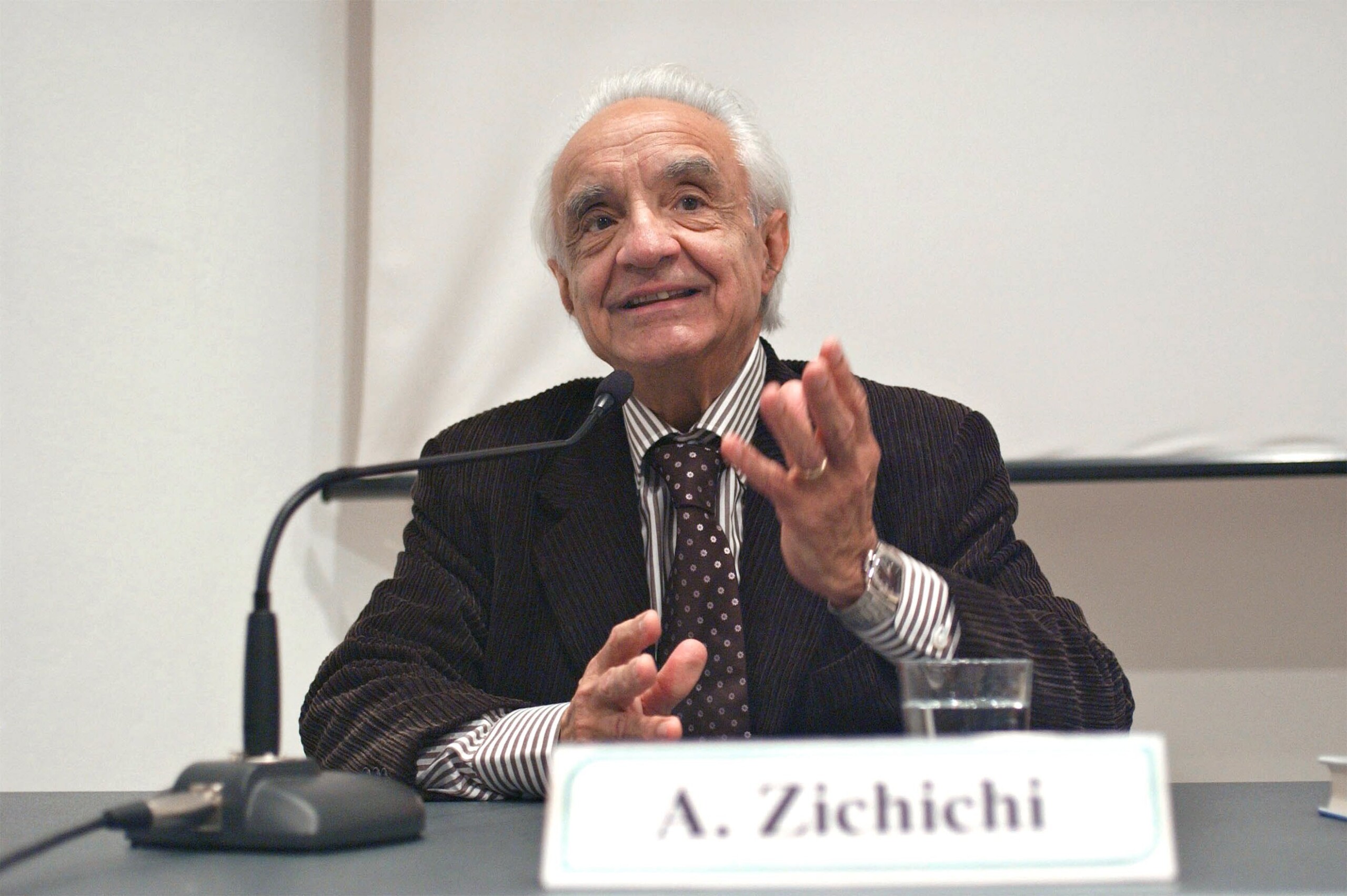 physicist antonino zichichi has died at the age of 96 scaled