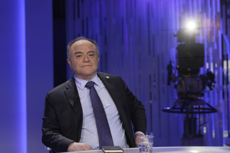 referendum gratteri the parties are not doing enough for the no