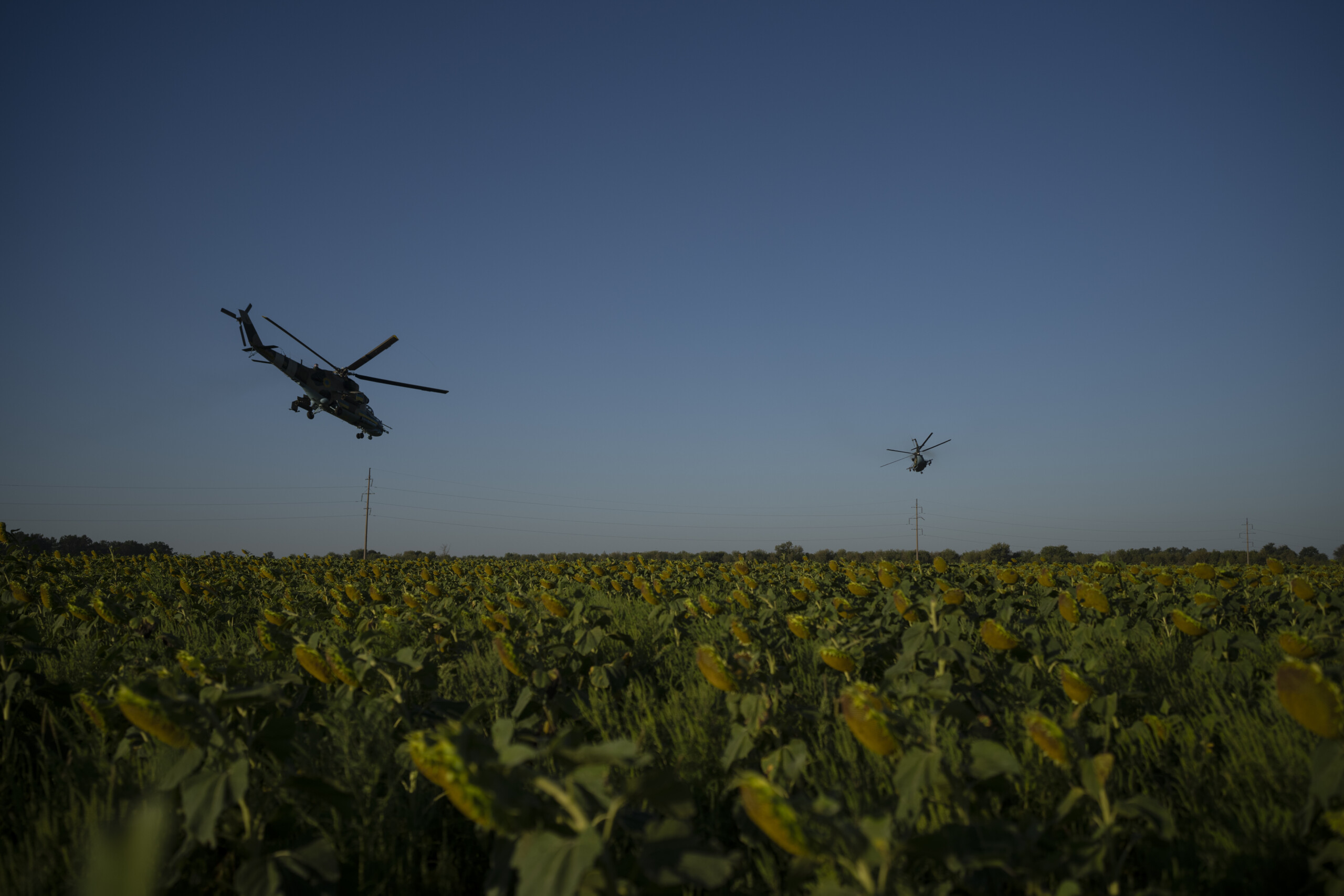 ukraine helicopter crew dies during combat mission scaled