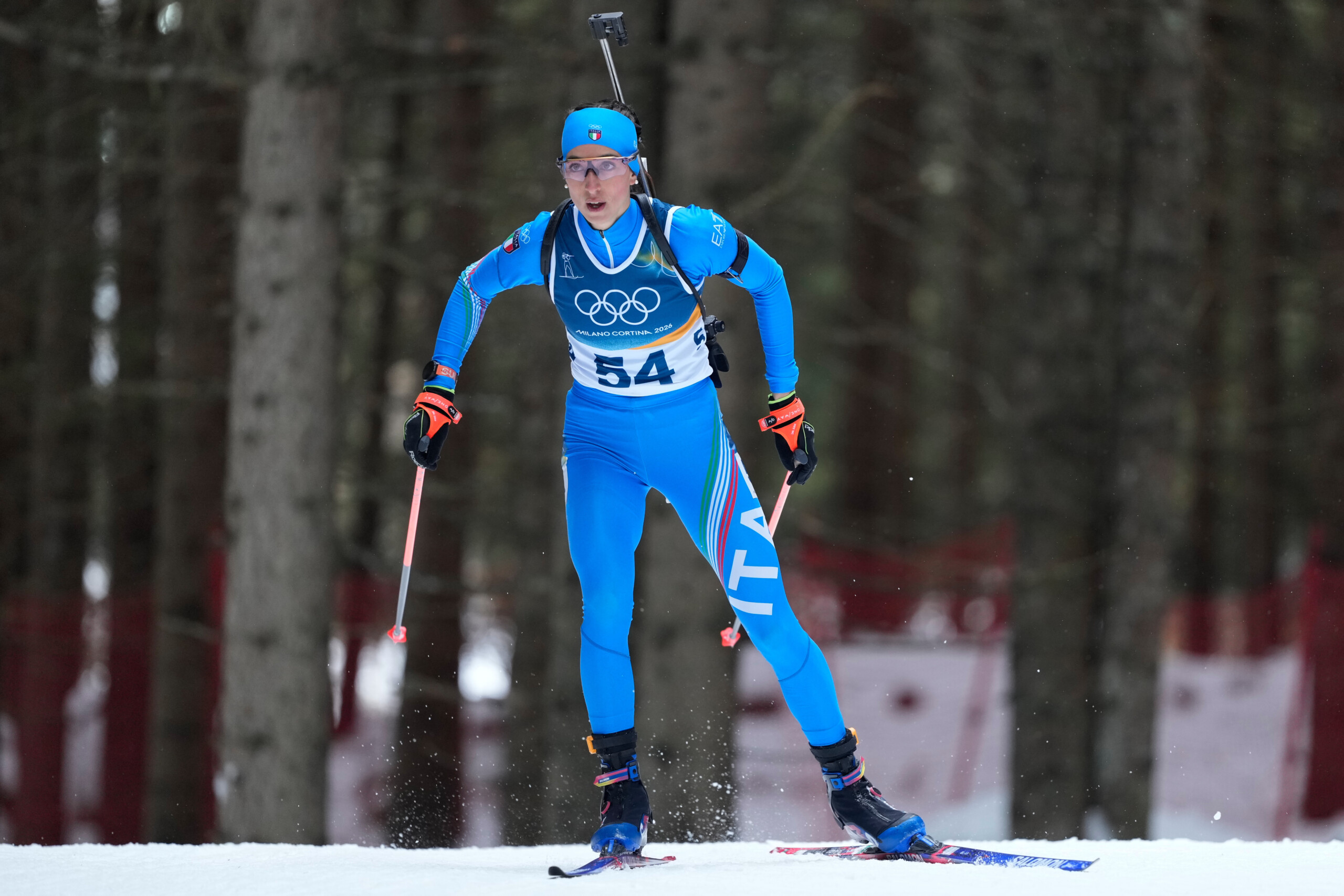 milan cortina olympics vittozzi makes legendary comeback and wins gold in womens biathlon pursuit scaled