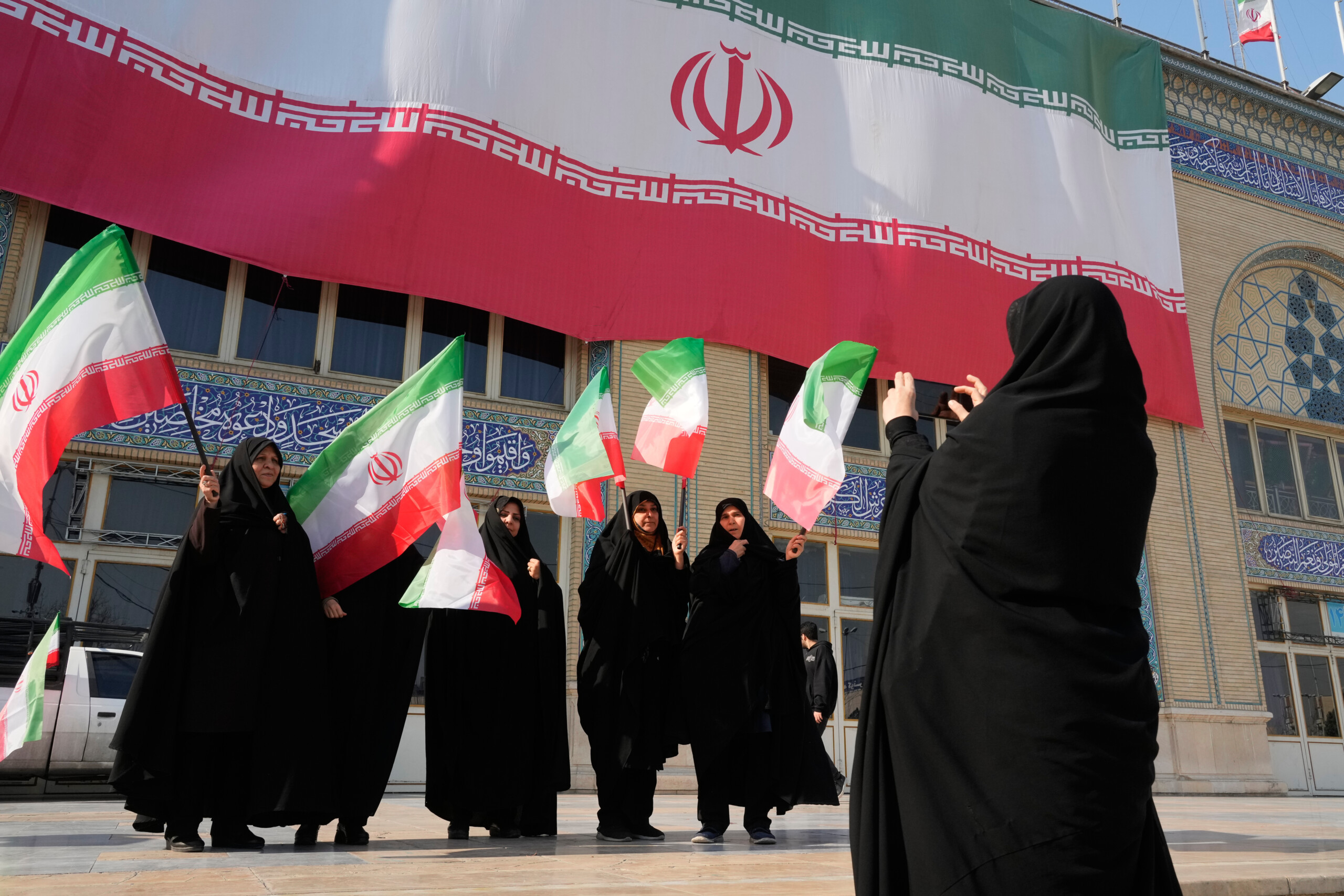 iran media reports third day of university student protests scaled