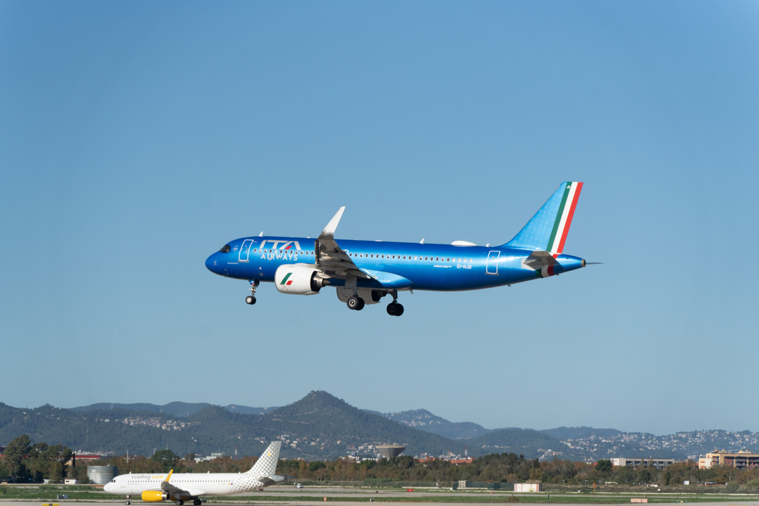 Airlines: unions, around 300 flights cancelled due to ITA and Easyjet strike 1 airlines unions around 300 flights cancelled due to ita and easyjet strike scaled