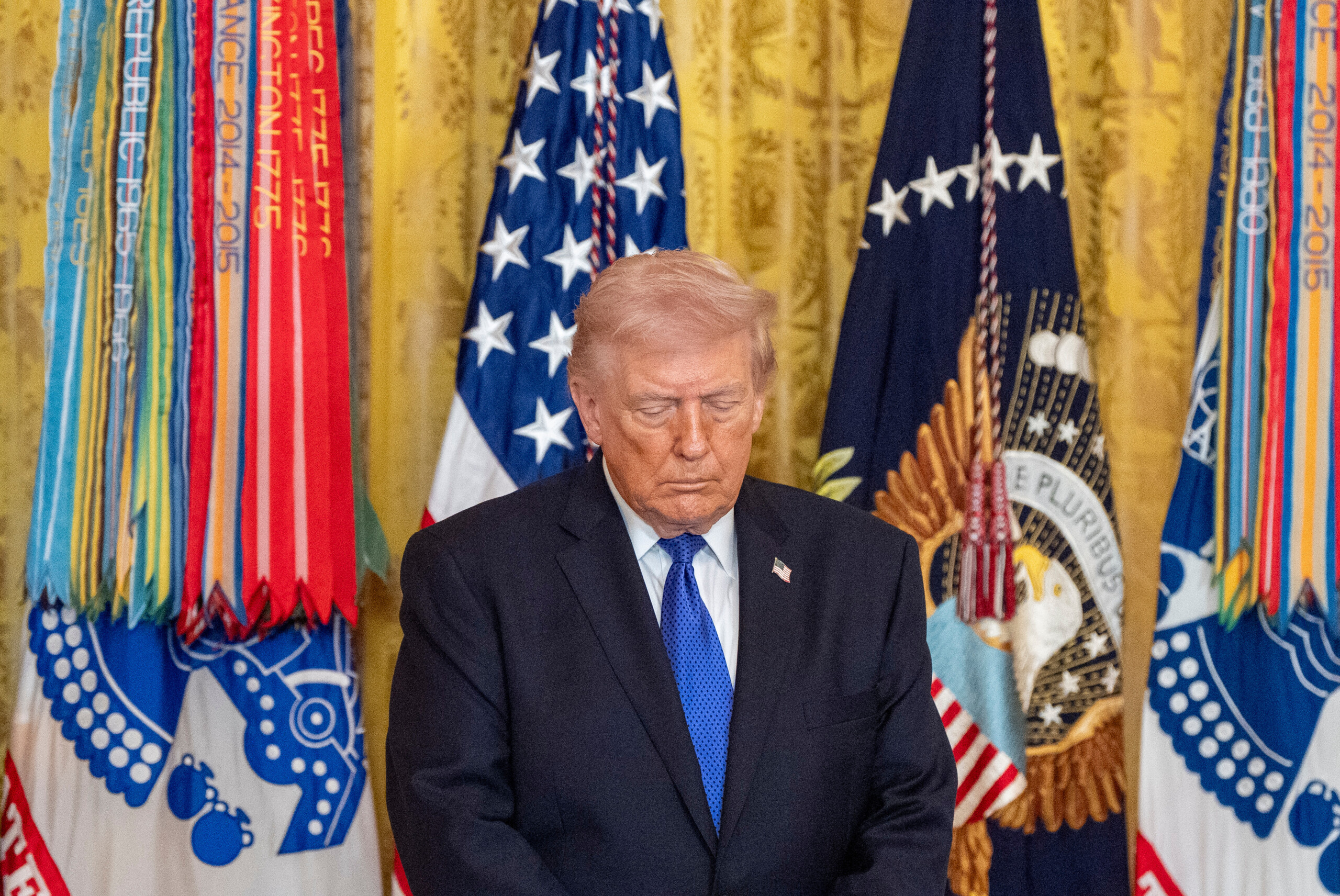 iran trump willing to work with a new government in tehran scaled