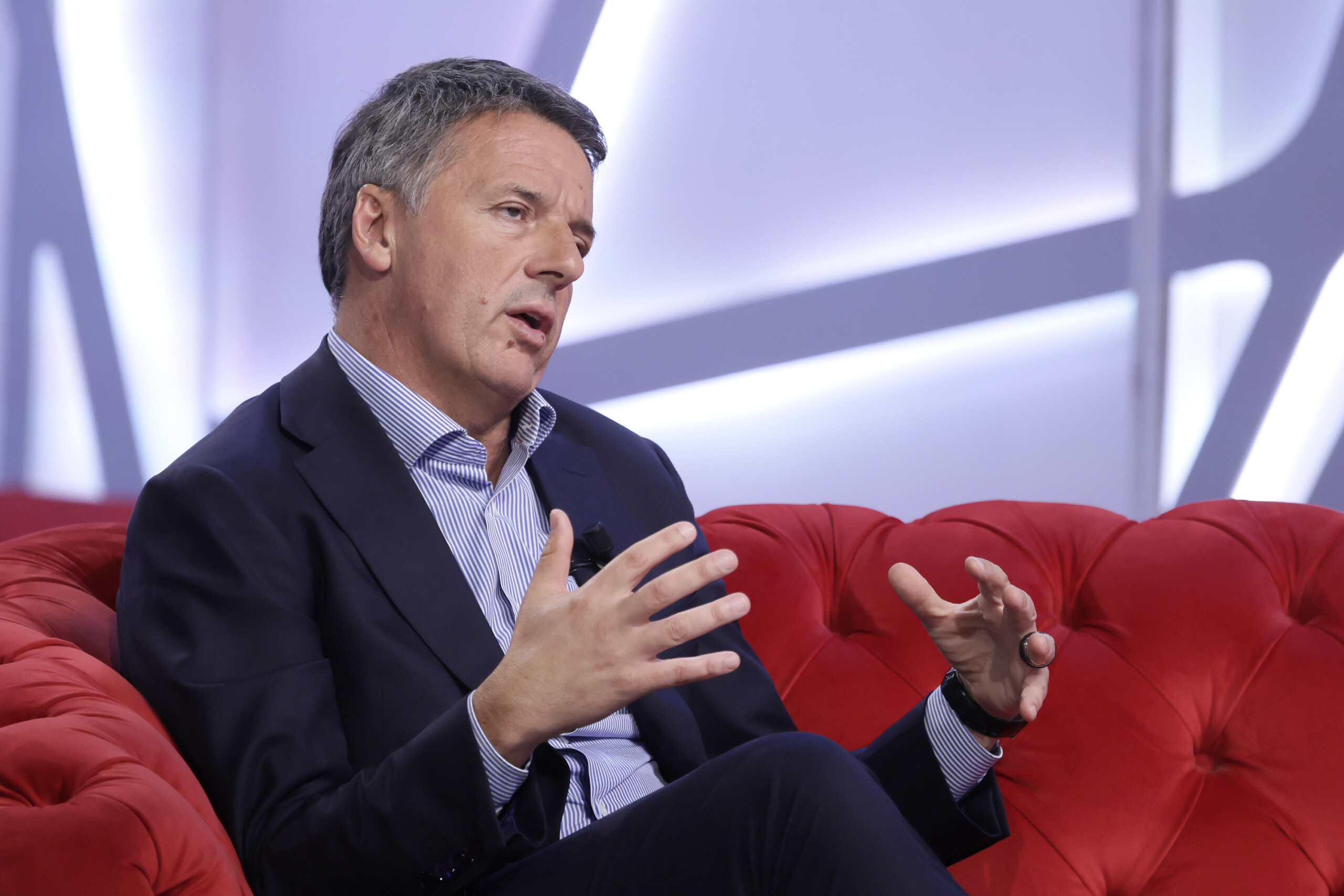 iran renzi i think the worst of trump but sanchezs position is populism scaled