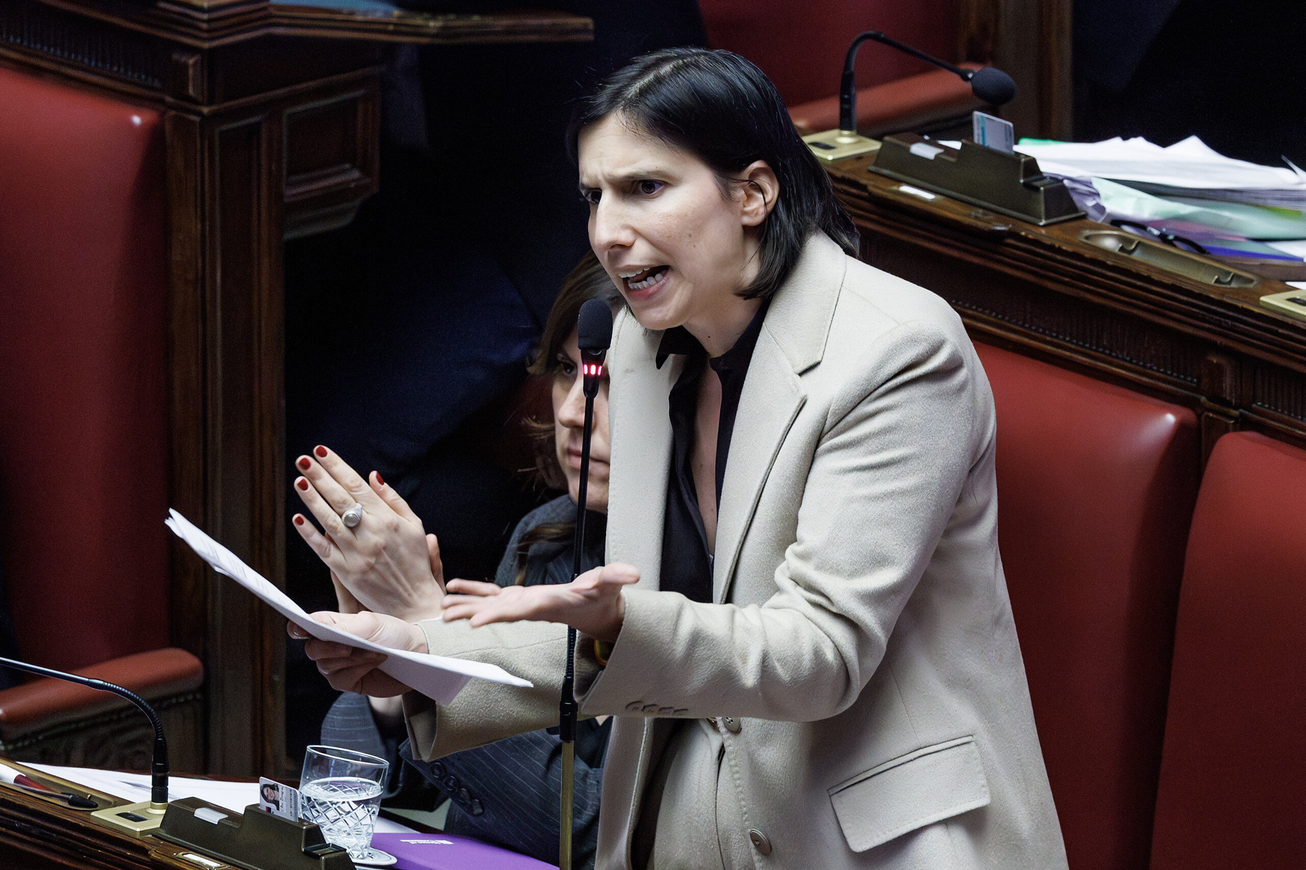 eu schlein to meloni call for unity 12 days late and lasting two hours scaled