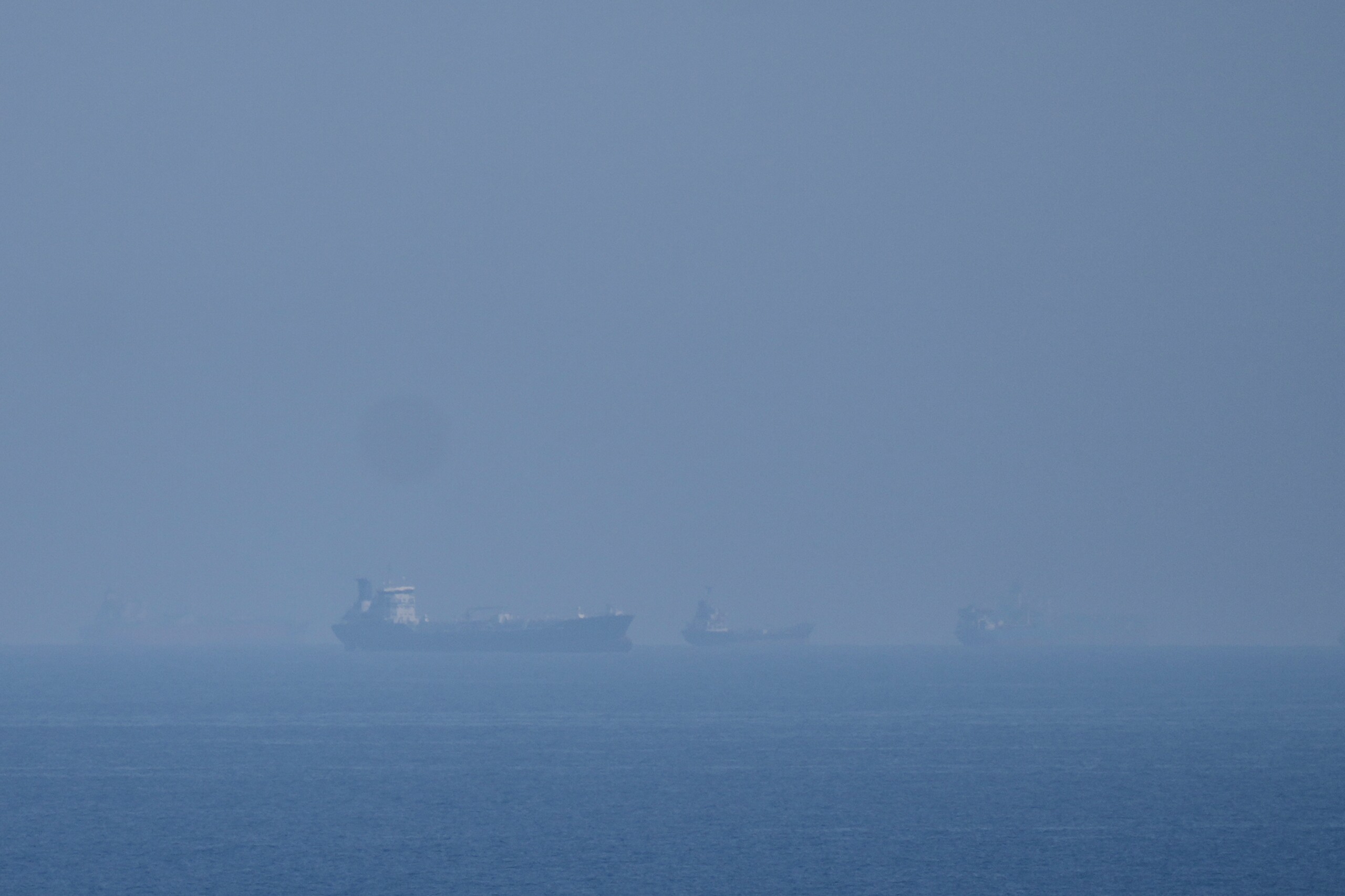 iran tehran us and israeli oil tankers in the strait of hormuz are legitimate targets scaled