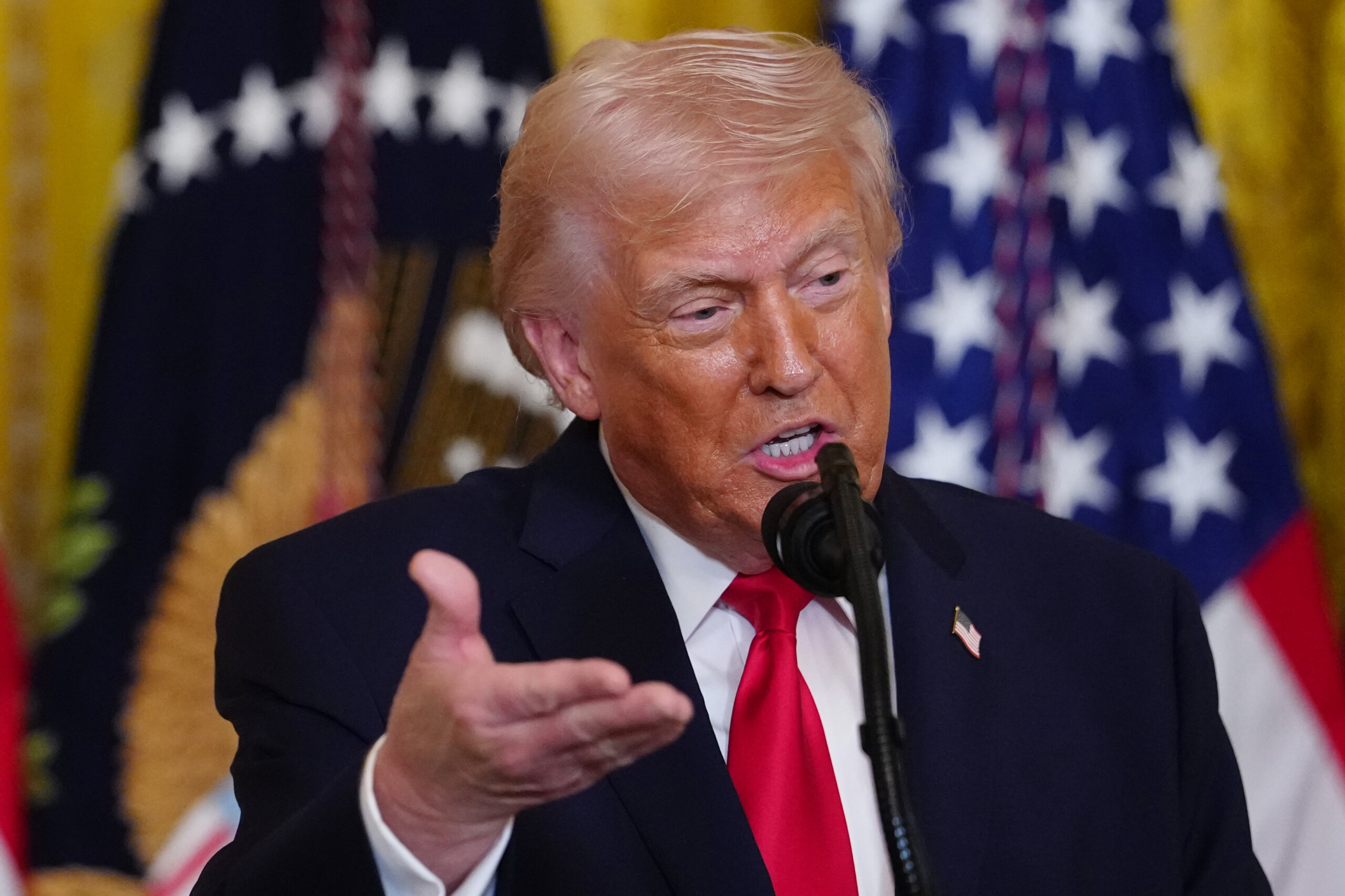 trump putin is helping tehran a bit just as we are helping ukraine scaled