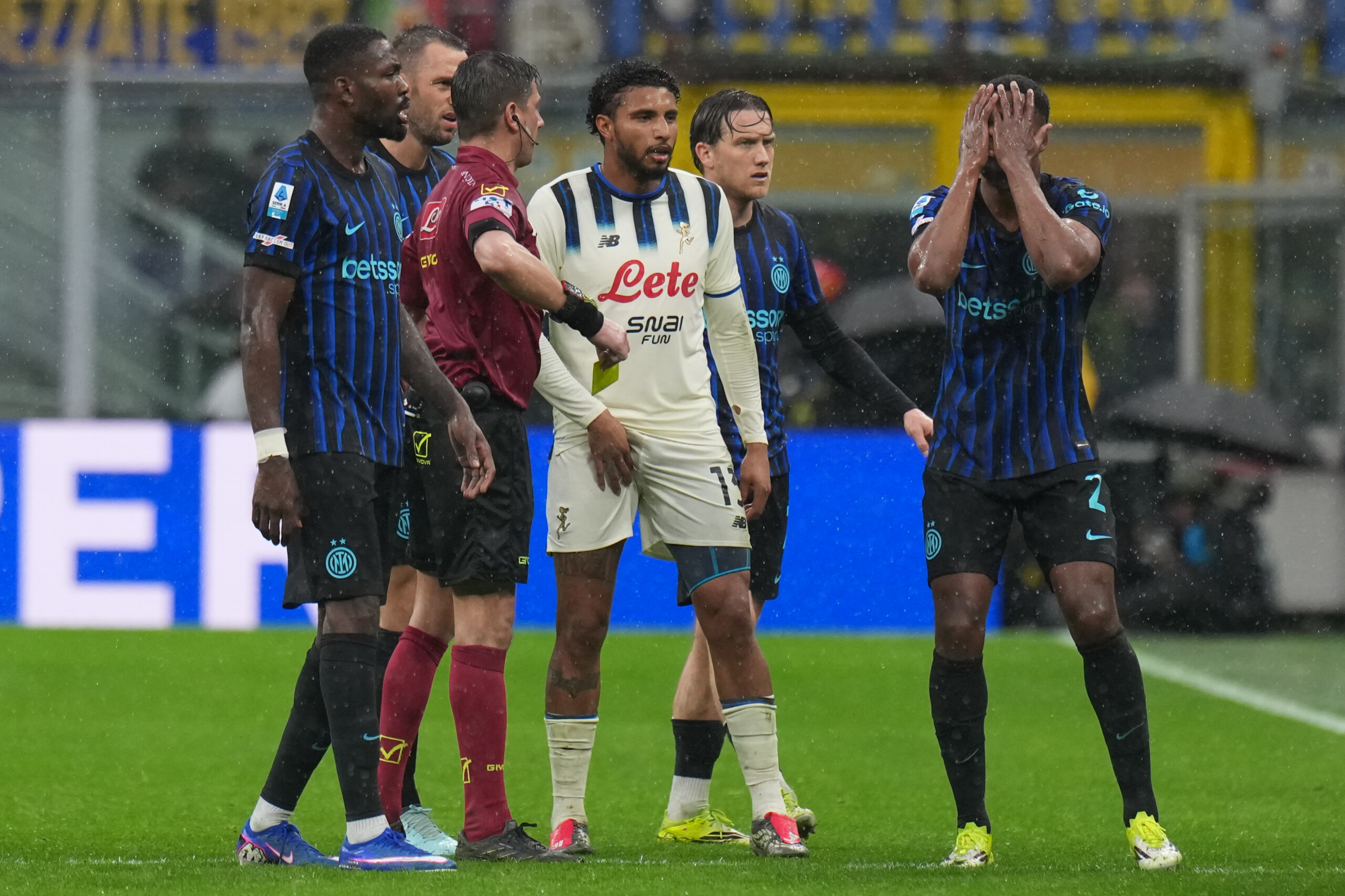 inter hit a snag held to a 1 1 draw by atalanta scaled