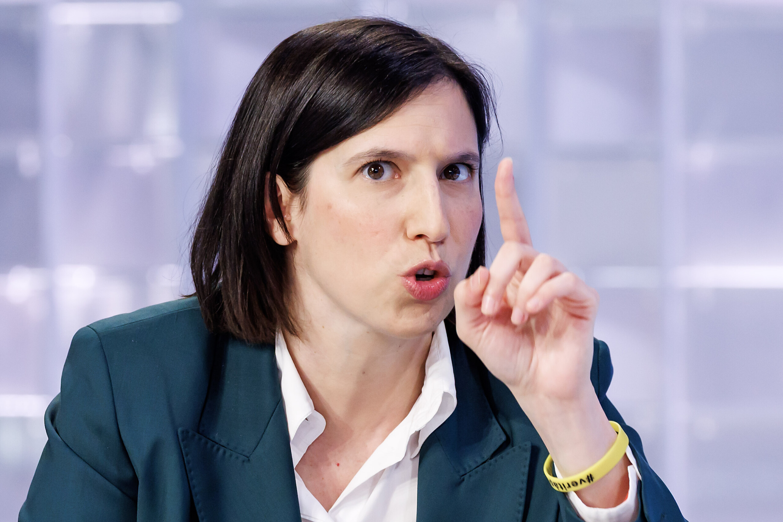 fuels schlein meloni should hurry on excise duties and get back to the gas station scaled