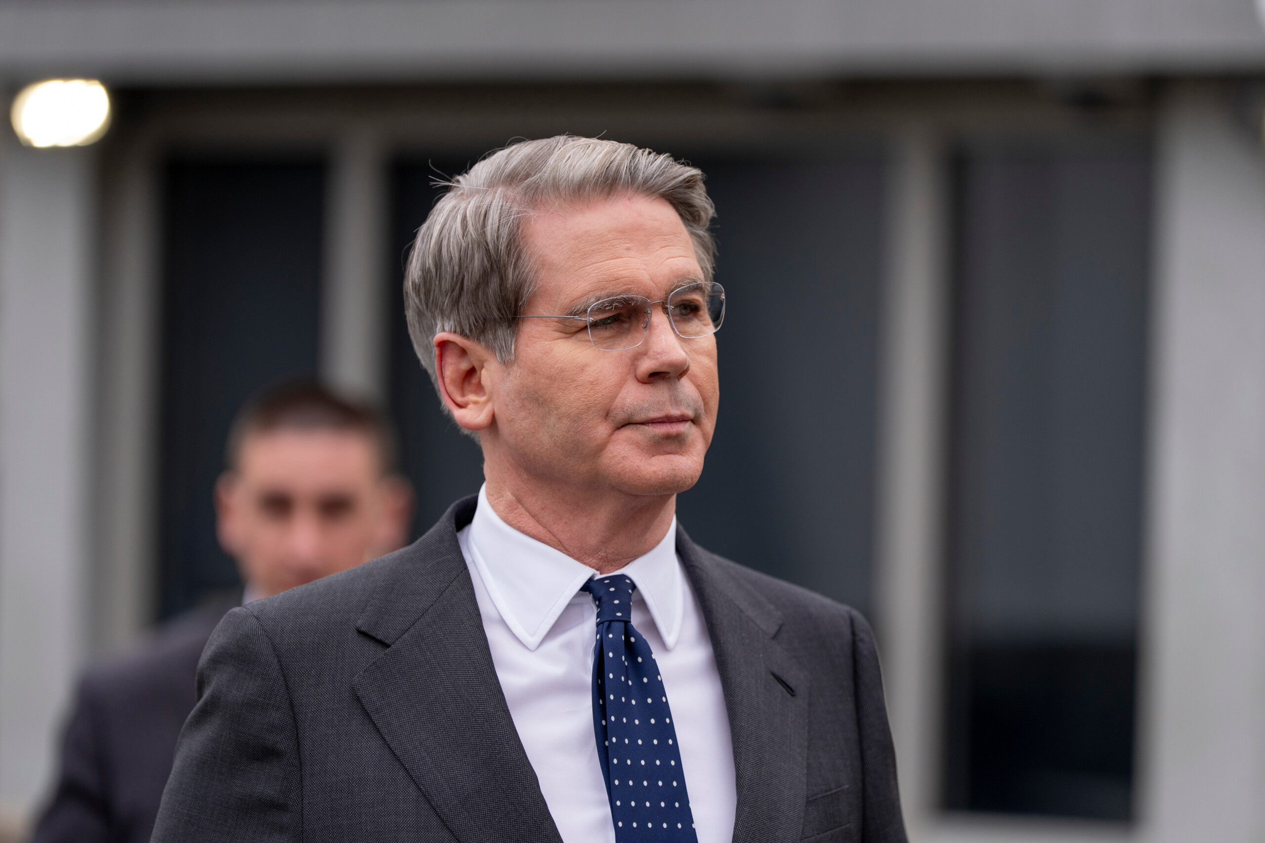 Iran, Bessent: ‘US allows Iranian oil tankers to pass through the Strait of Hormuz’ 1 iran bessent us allows iranian oil tankers to pass through the strait of hormuz scaled