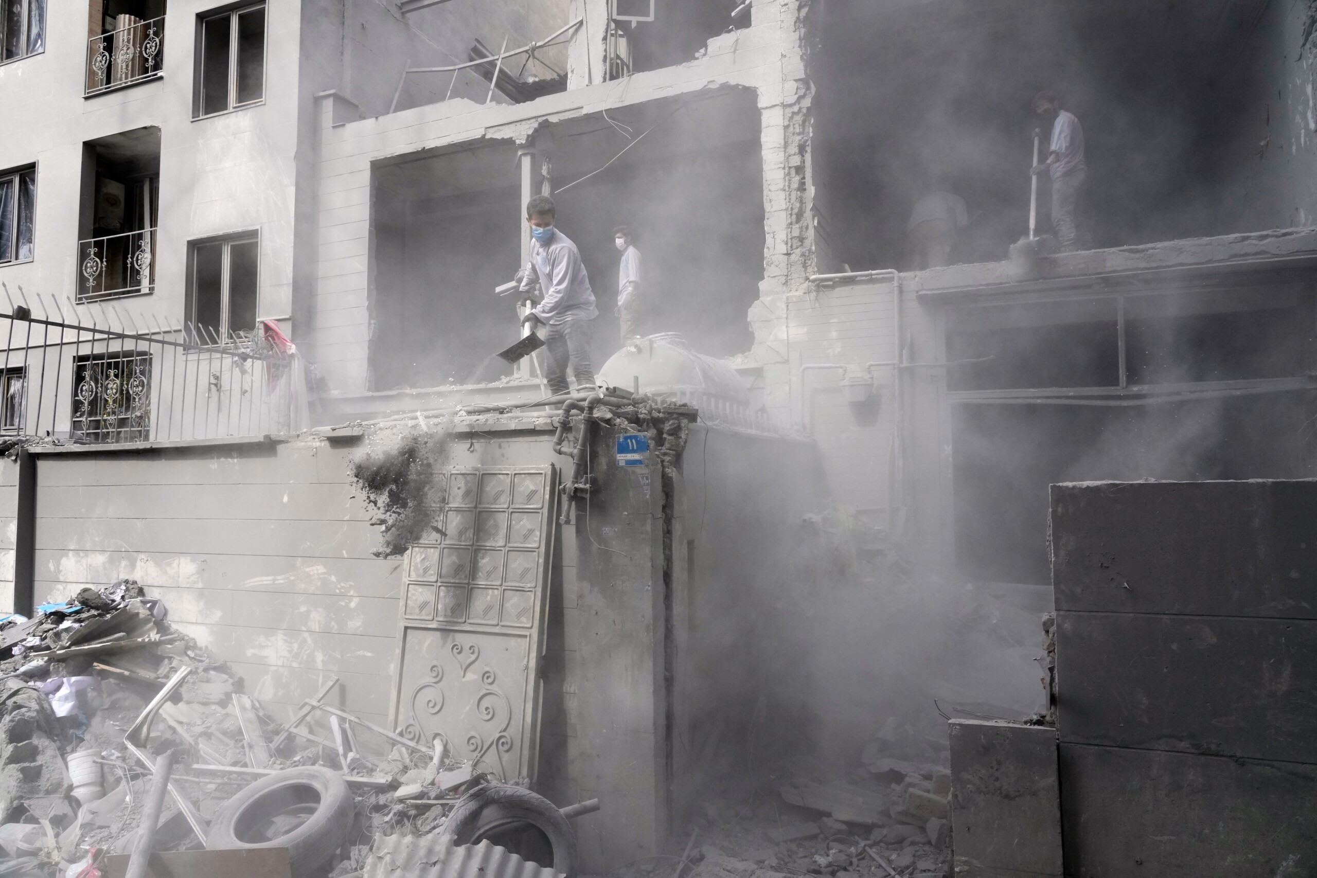 Iran, Israeli military: ‘Attacks have spread to Tehran, Shiraz and Tabriz’ 1 iran israeli military attacks have spread to tehran shiraz and tabriz scaled