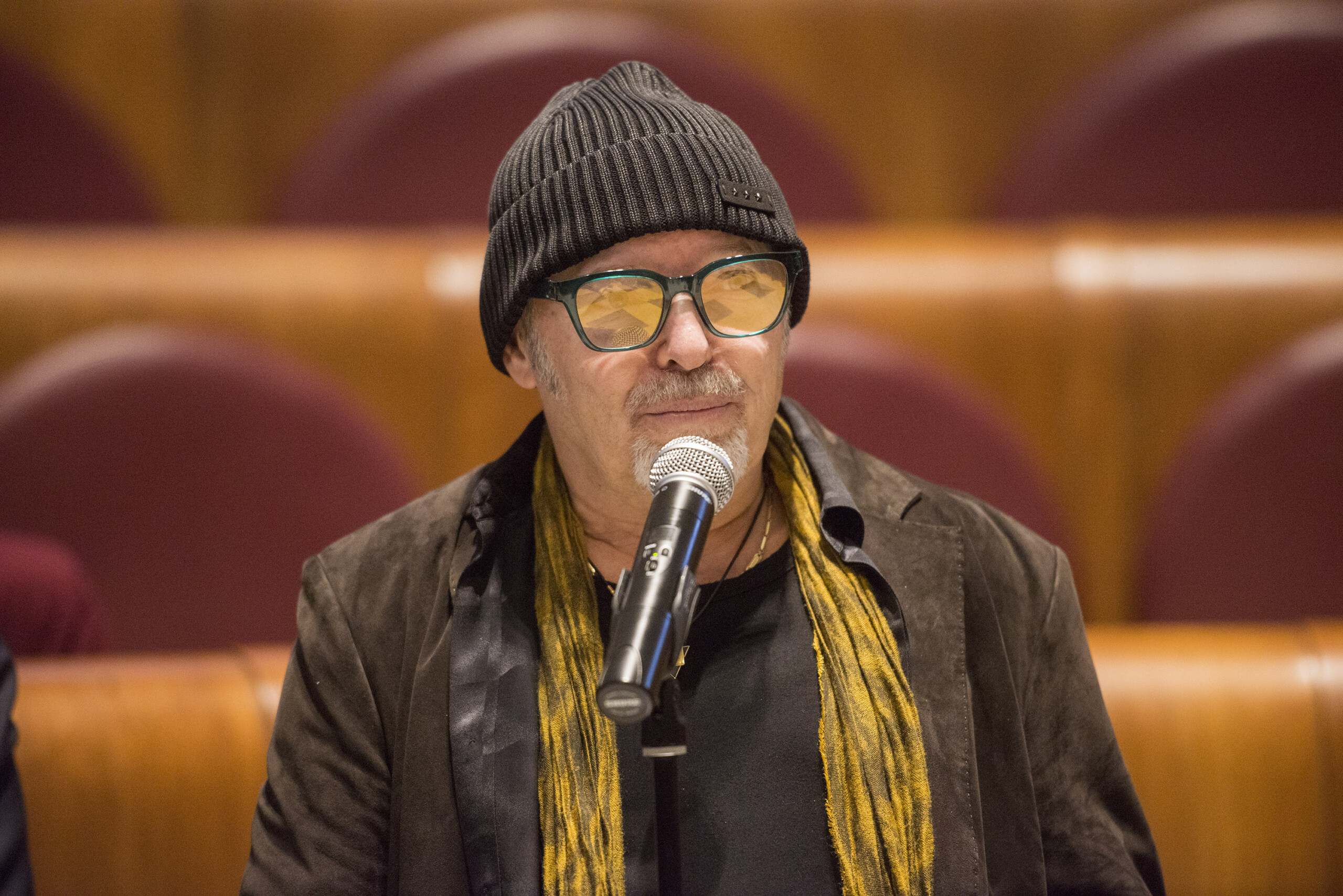 referendum vasco rossi ce chi dice no remains as relevant as ever 39 years on scaled