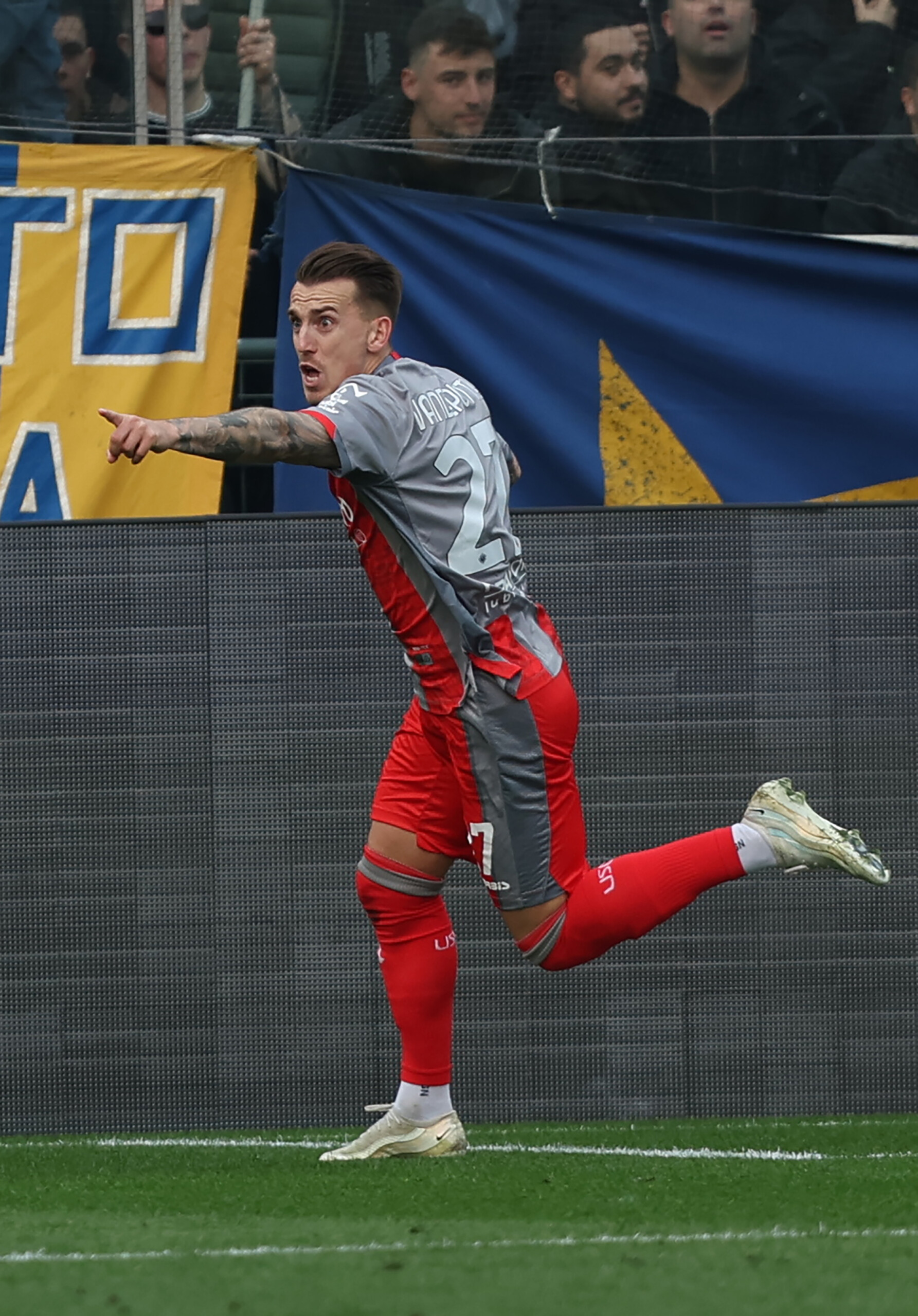 football serie a a winning start for giampaolo as cremonese beat parma 2 0 scaled