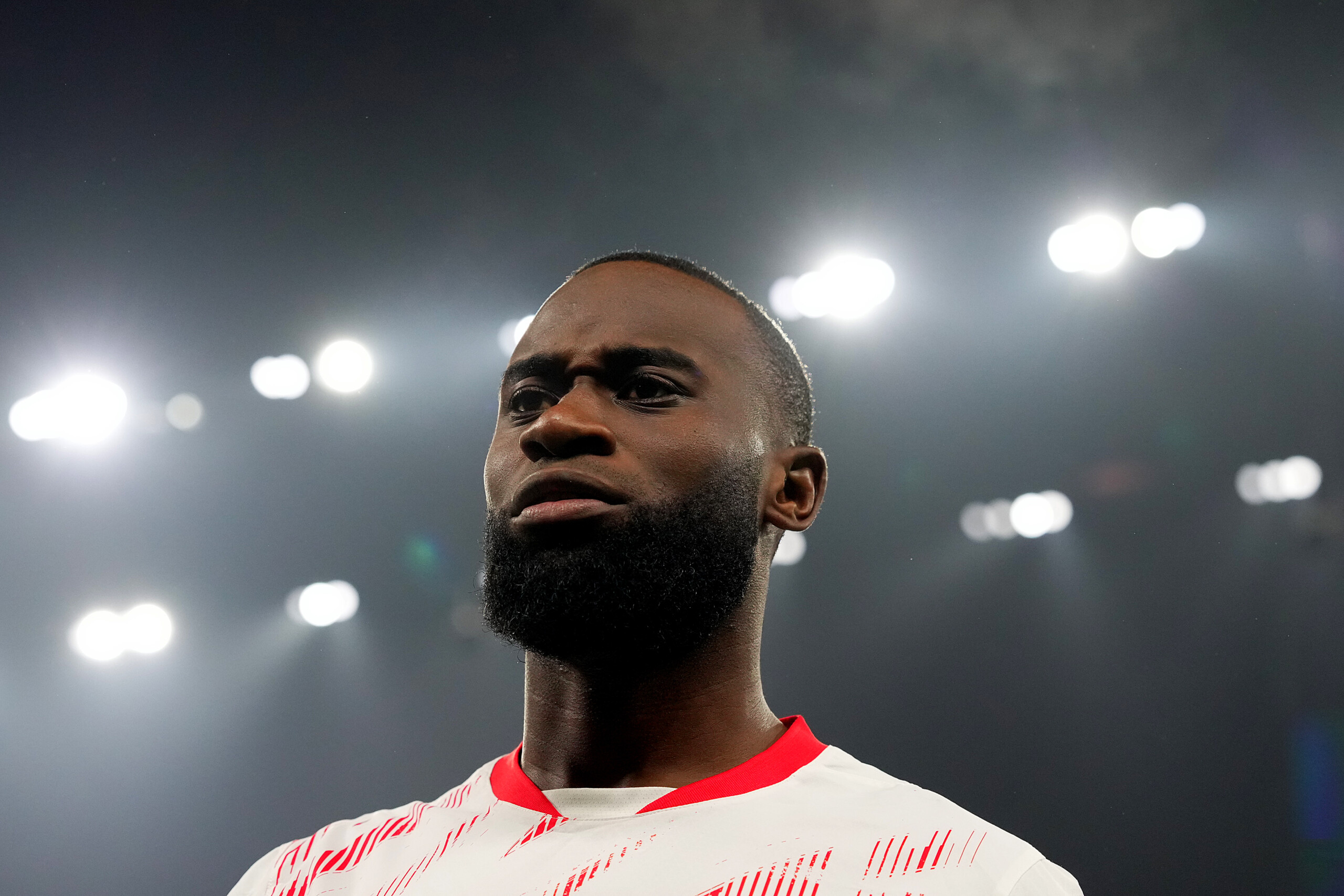 Newcastle v Sunderland suspended over racist chants, then resumed 1 newcastle v sunderland suspended over racist chants then resumed scaled