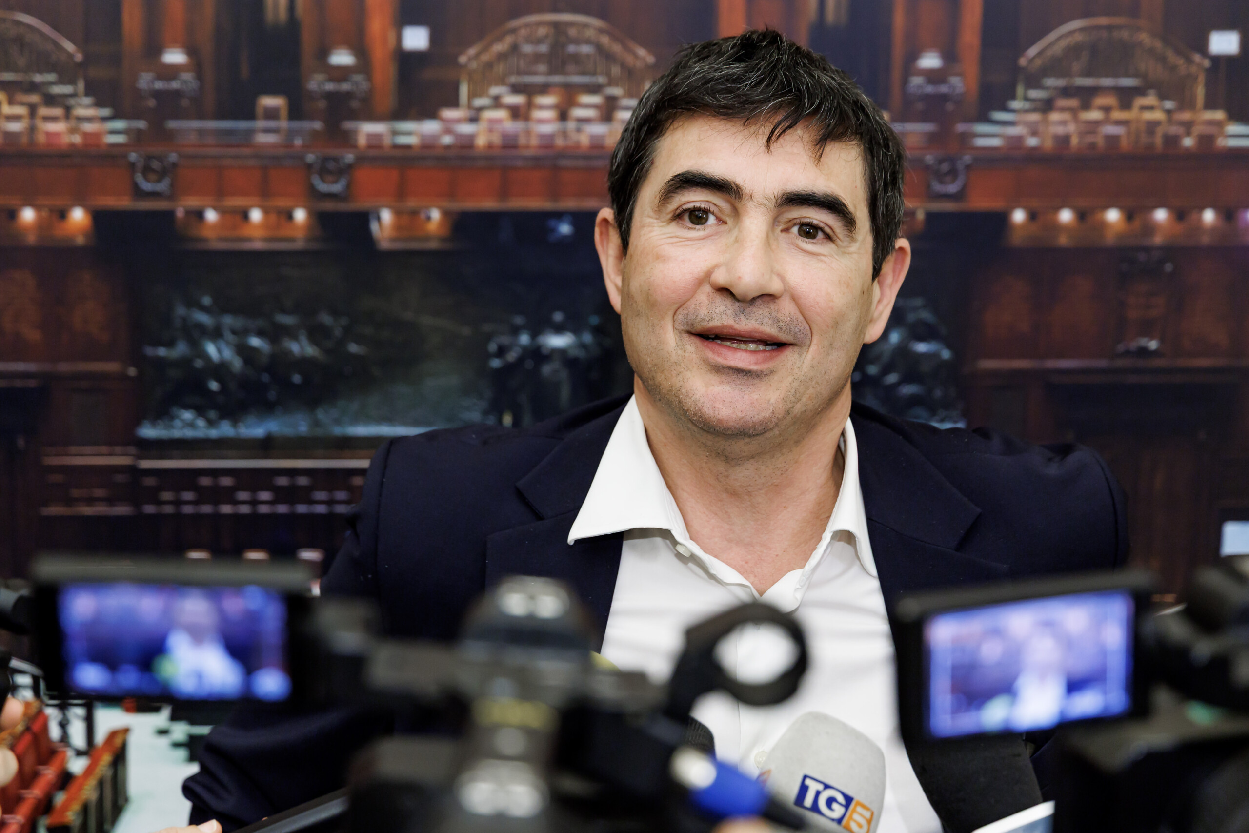 c sinistra fratoianni the programme comes first well think about the leader later scaled