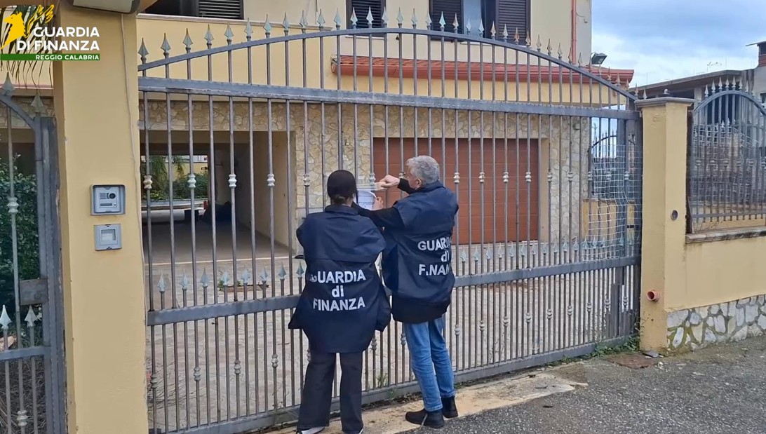 ndrangheta over a million euros seized from business owners in reggio calabria