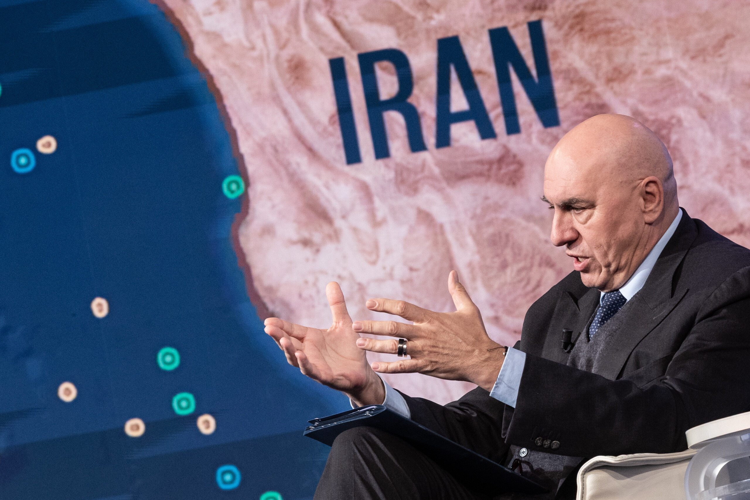 iran crosetto available to report in court on the use of military bases on april 7 scaled