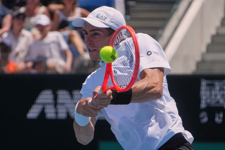 tennis atp monte carlo arnaldi knocked out early by garin