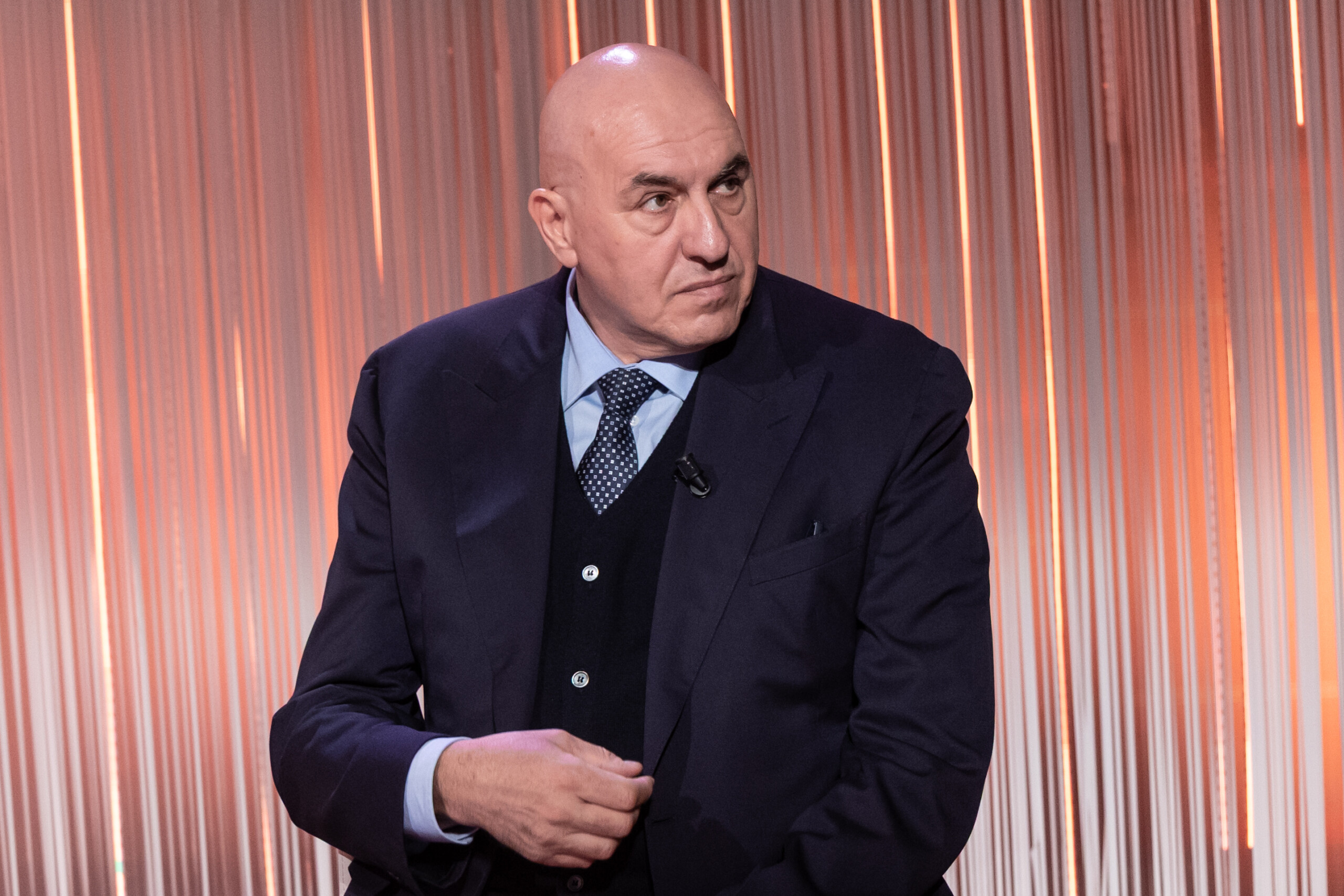 iran crosetto it was a misjudgement to think they would give in easily scaled