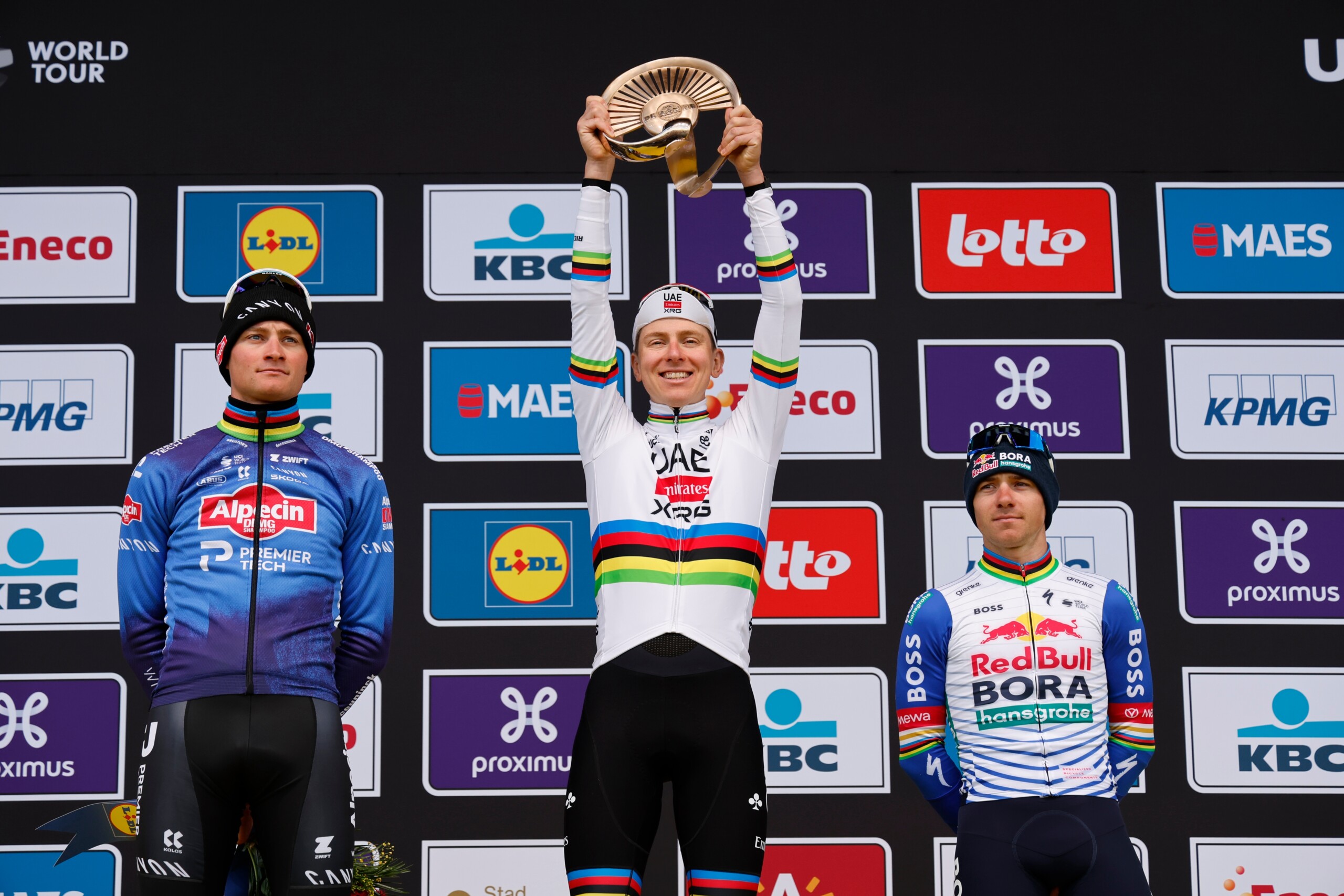 cycling riders run red lights during tour of flanders pogacar also under investigation scaled