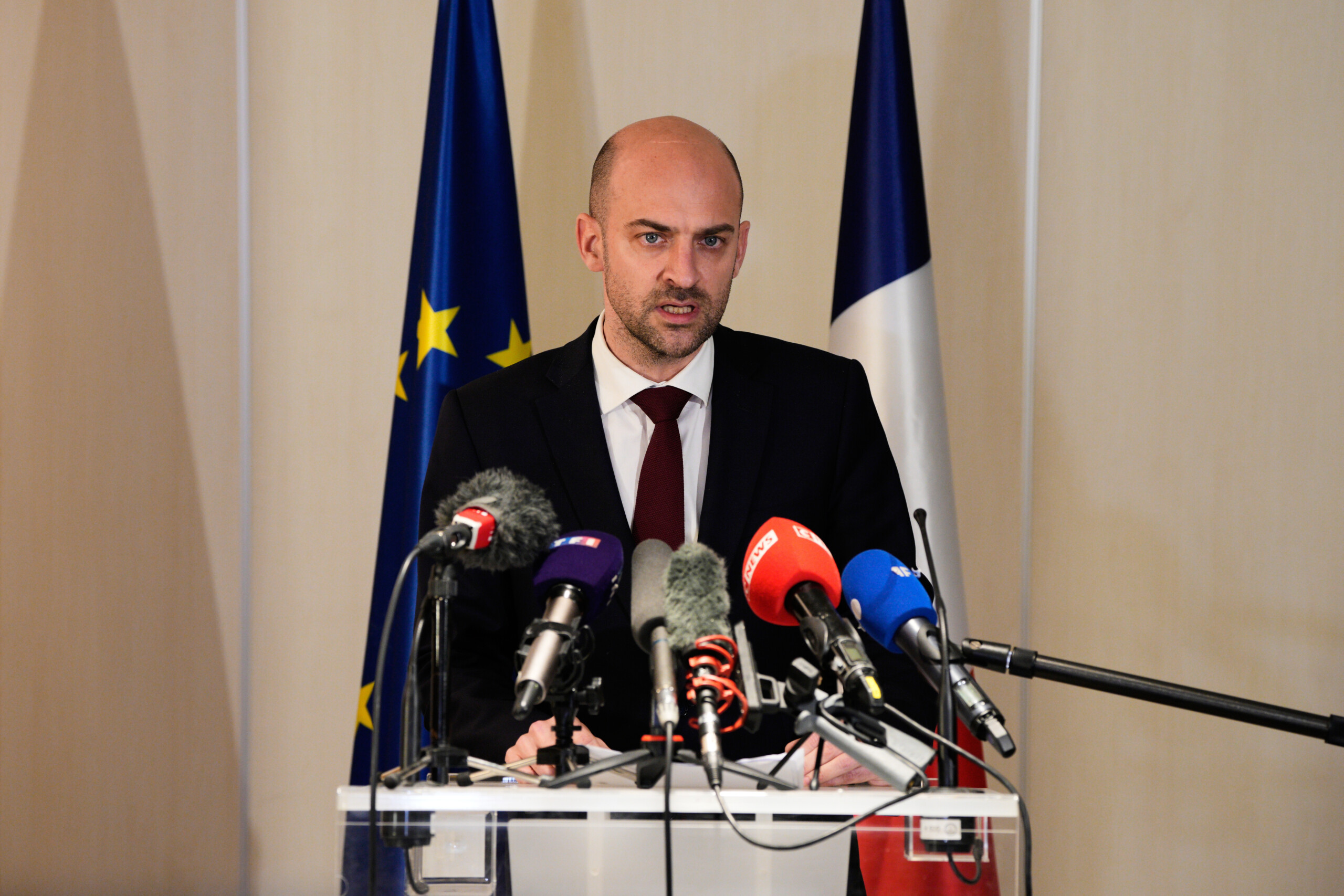 iran france plan to escort ships through the strait of hormuz is being finalised scaled