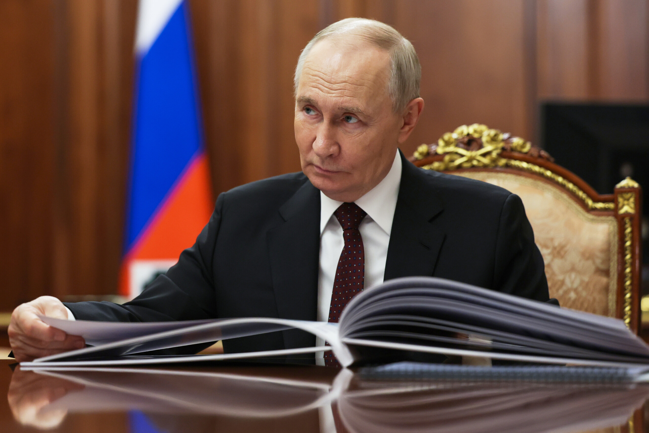 ukraine kremlin no extension of the truce unless kyiv accepts our conditions scaled