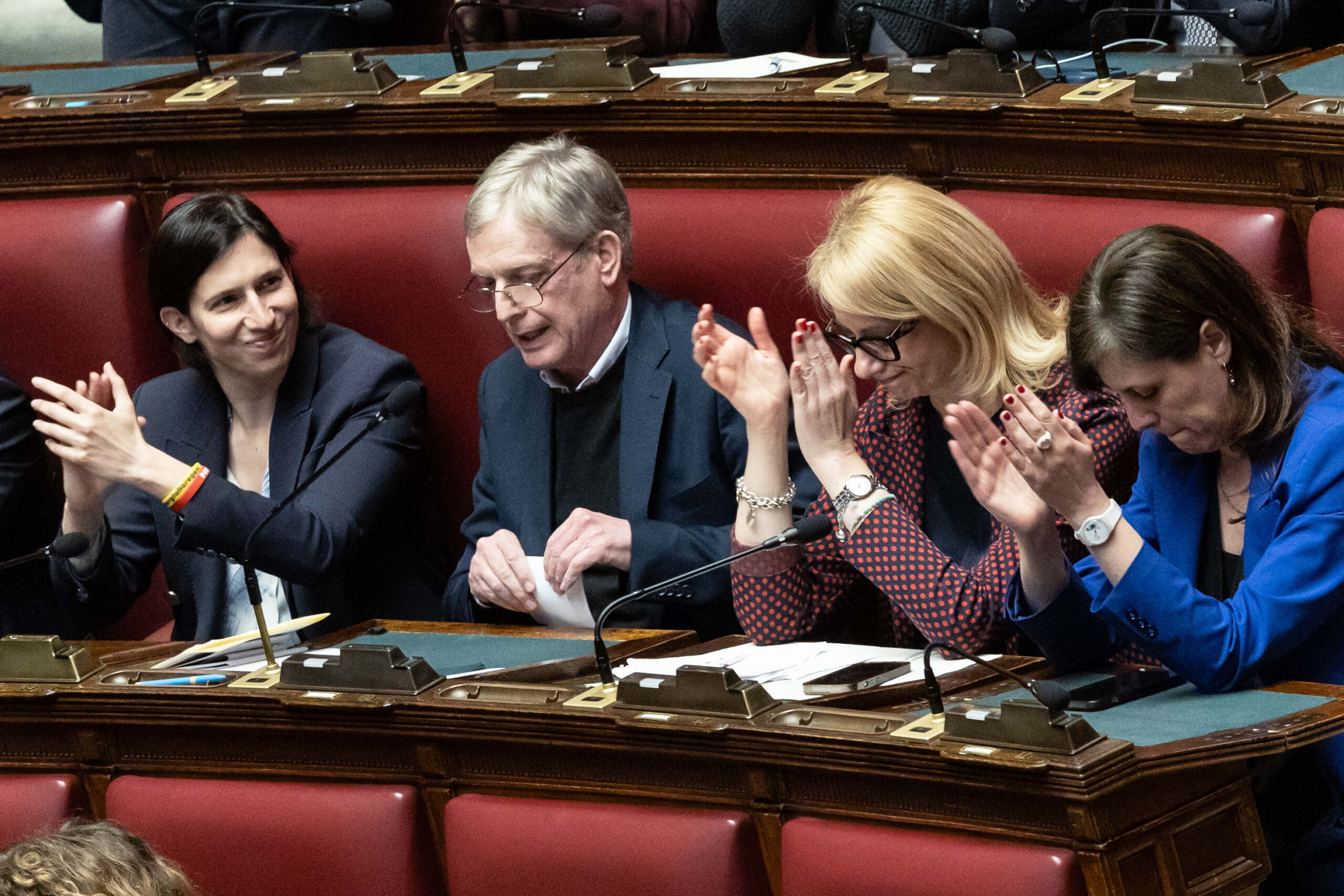 security bill cuperlo pd makes a wry remark and calls on cetto la qualunque to speak in the chamber scaled