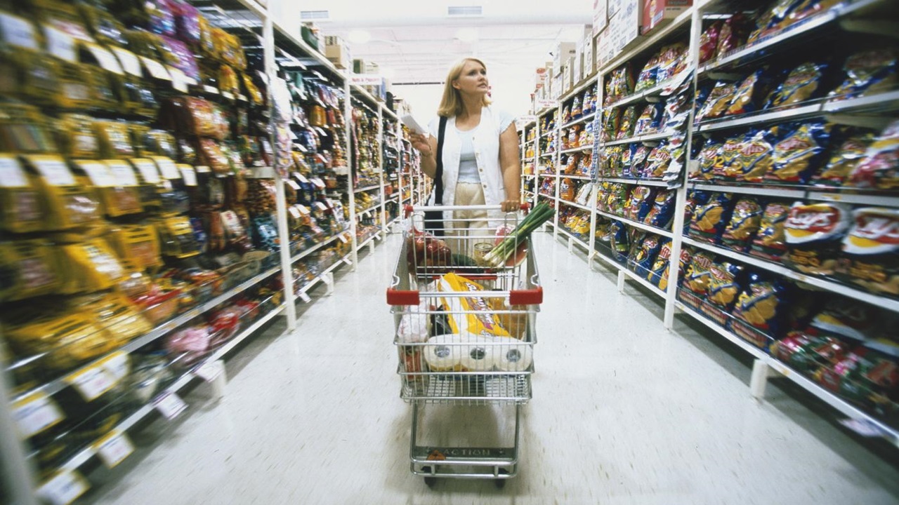 istat consumer confidence index falls to 90 8 in april