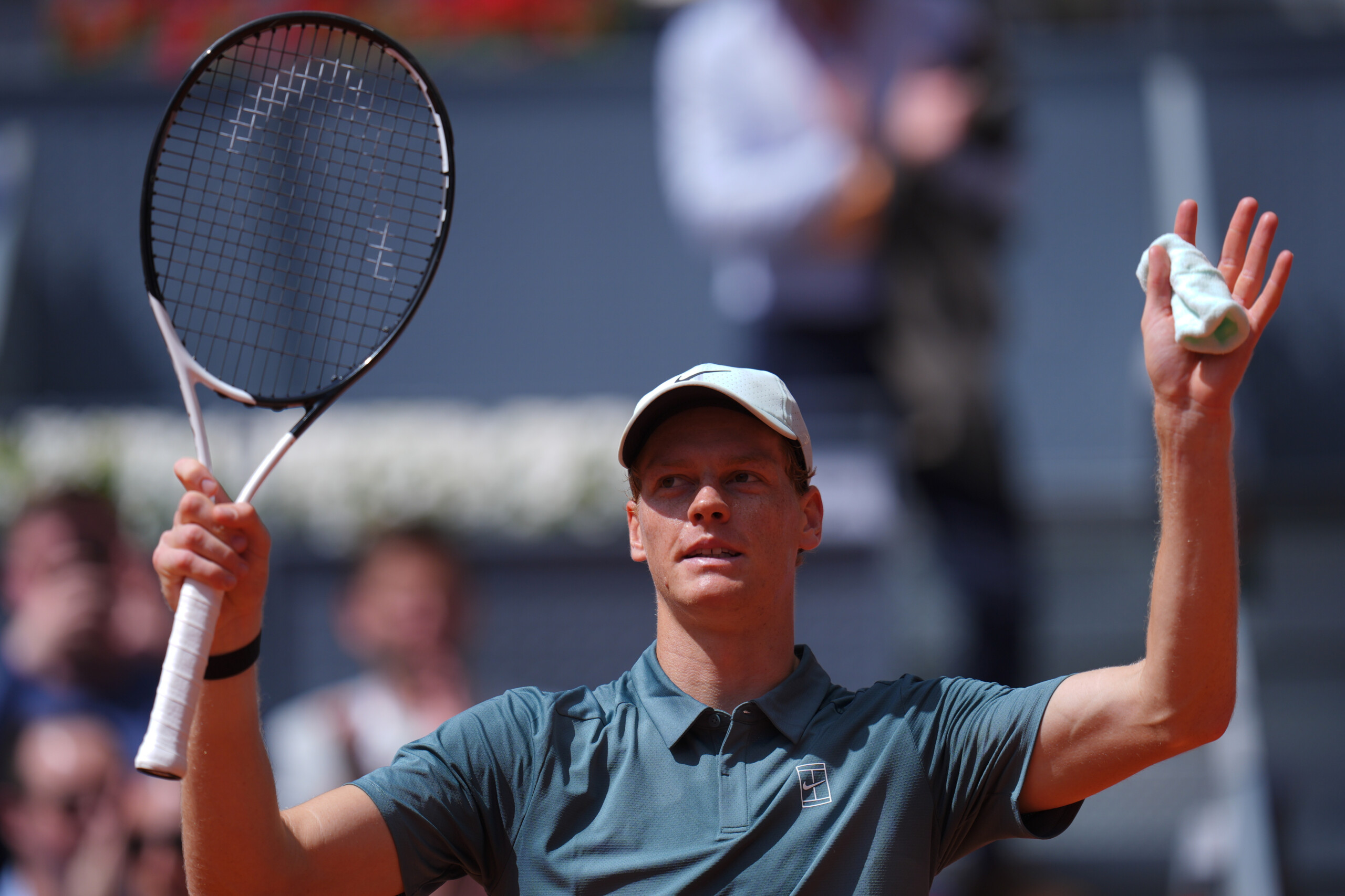 tennis atp madrid sinner in semifinals jodar beaten in two sets scaled