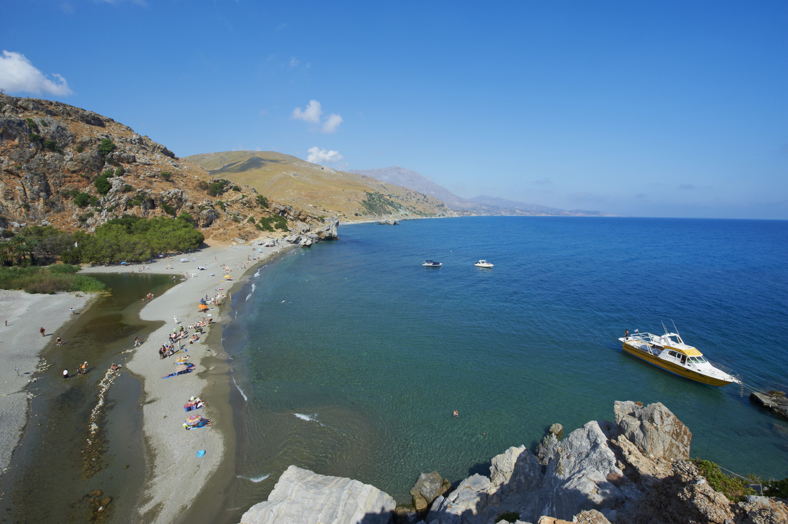 flotilla around 175 activists have landed in crete scaled