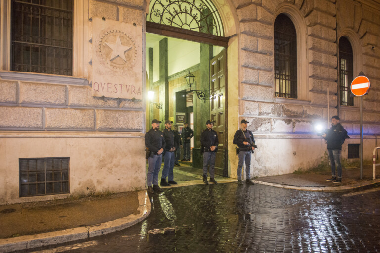 rome jewellery shop robbers arrested ringleader had links to the former banda magliana