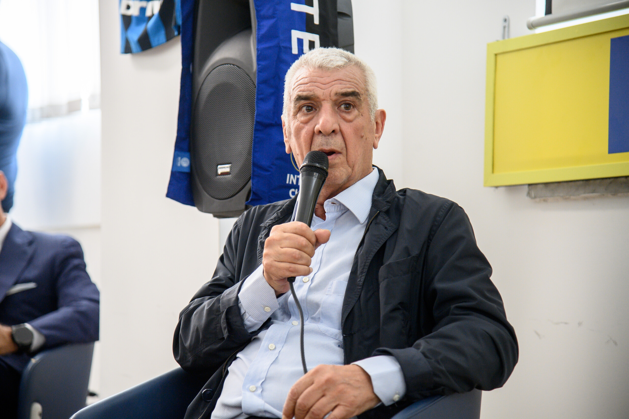 evaristo beccalossi the former inter and brescia player has died aged 69 scaled